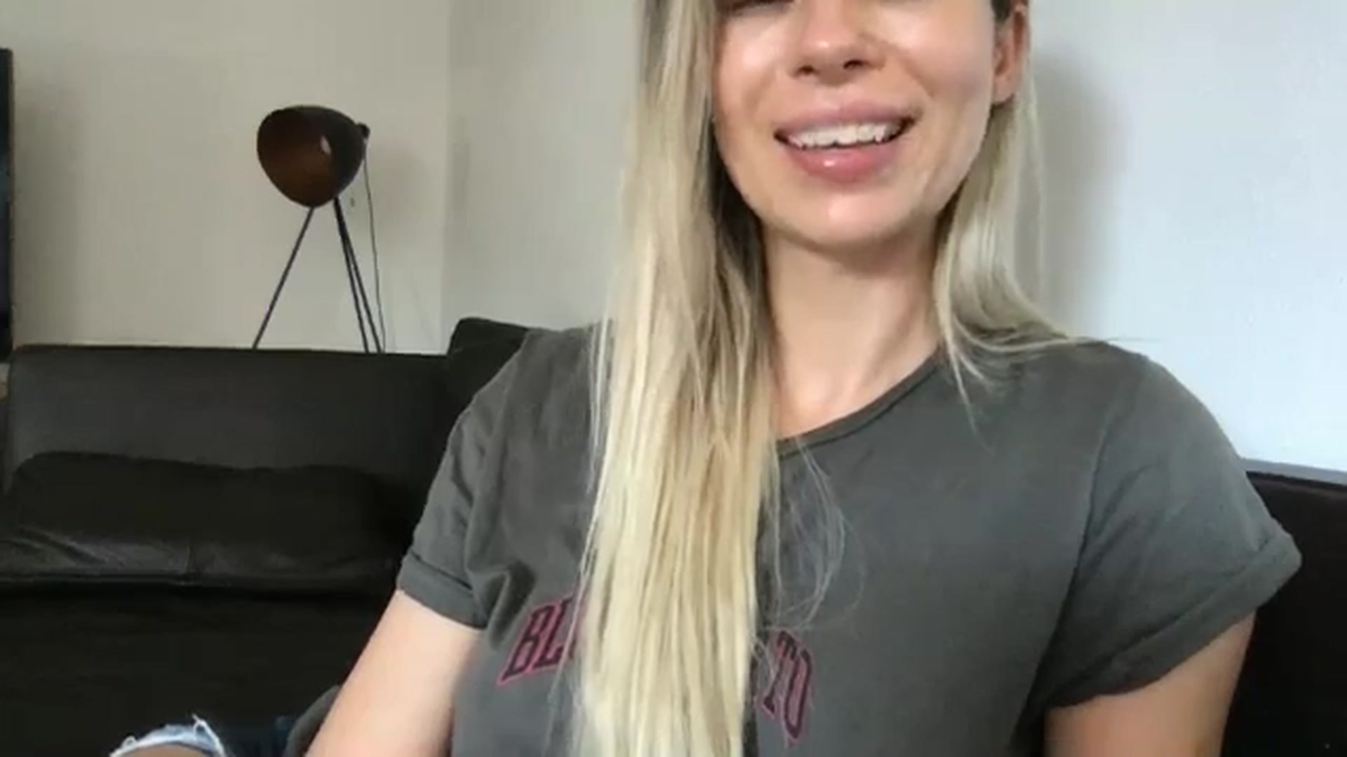 Gallery image thumbnail from neverinmylife's myfreecams stream on, 08/12/2024, 13:19 image 10 of 20