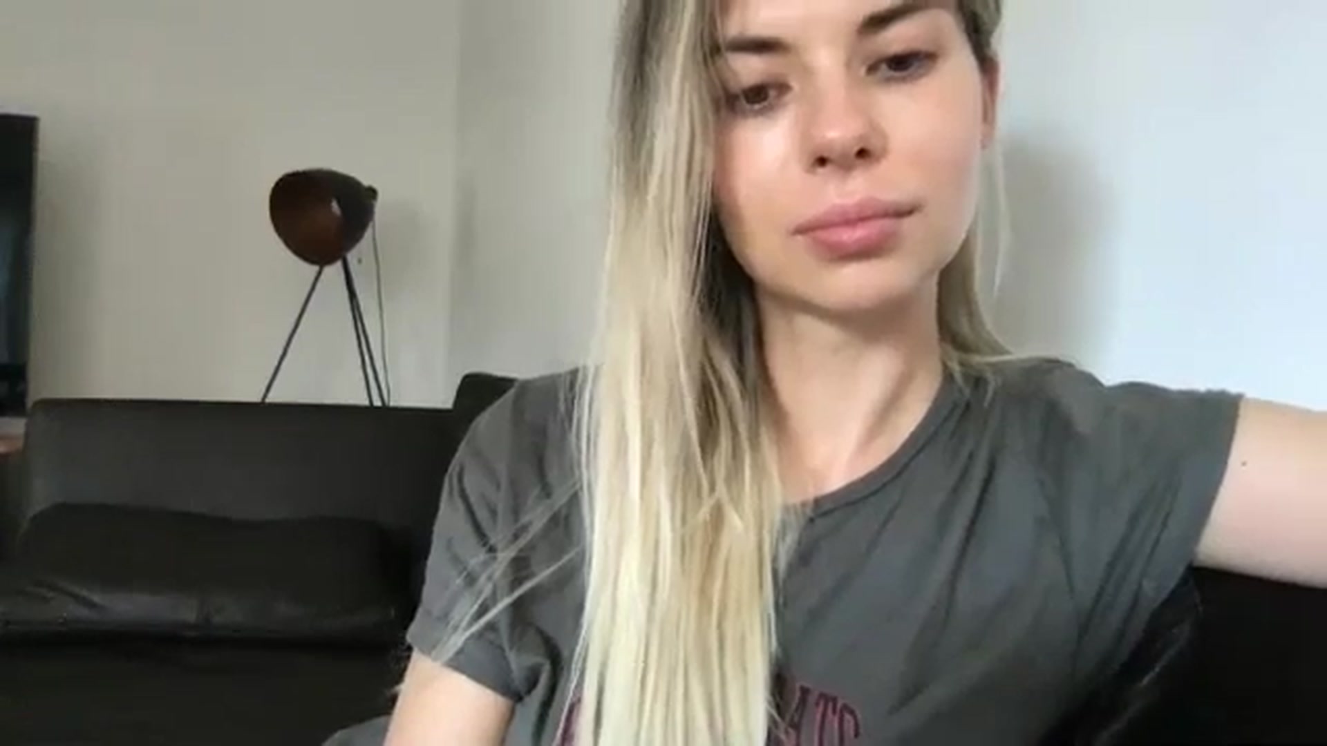 Gallery image thumbnail from neverinmylife's myfreecams stream on, 08/12/2024, 13:19 image 8 of 20