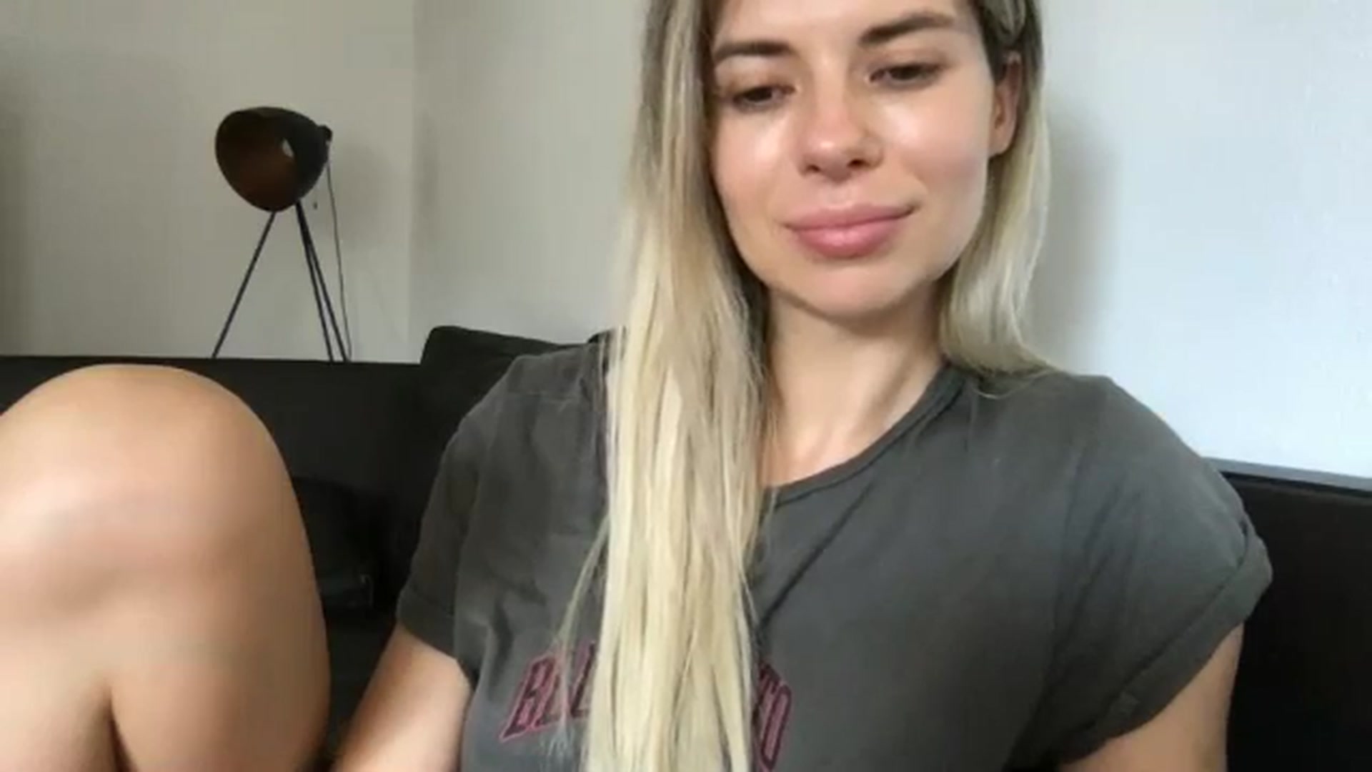 Gallery image thumbnail from neverinmylife's myfreecams stream on, 08/12/2024, 13:19 image 19 of 20