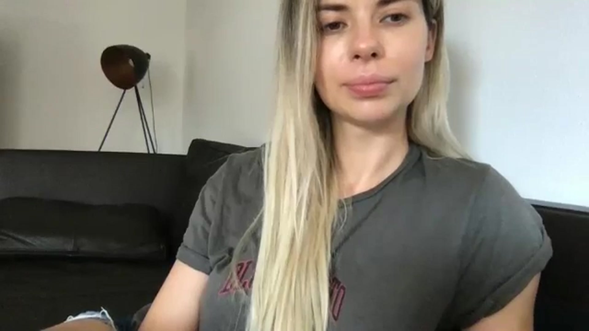 Gallery image thumbnail from neverinmylife's myfreecams stream on, 08/12/2024, 13:19 image 17 of 20