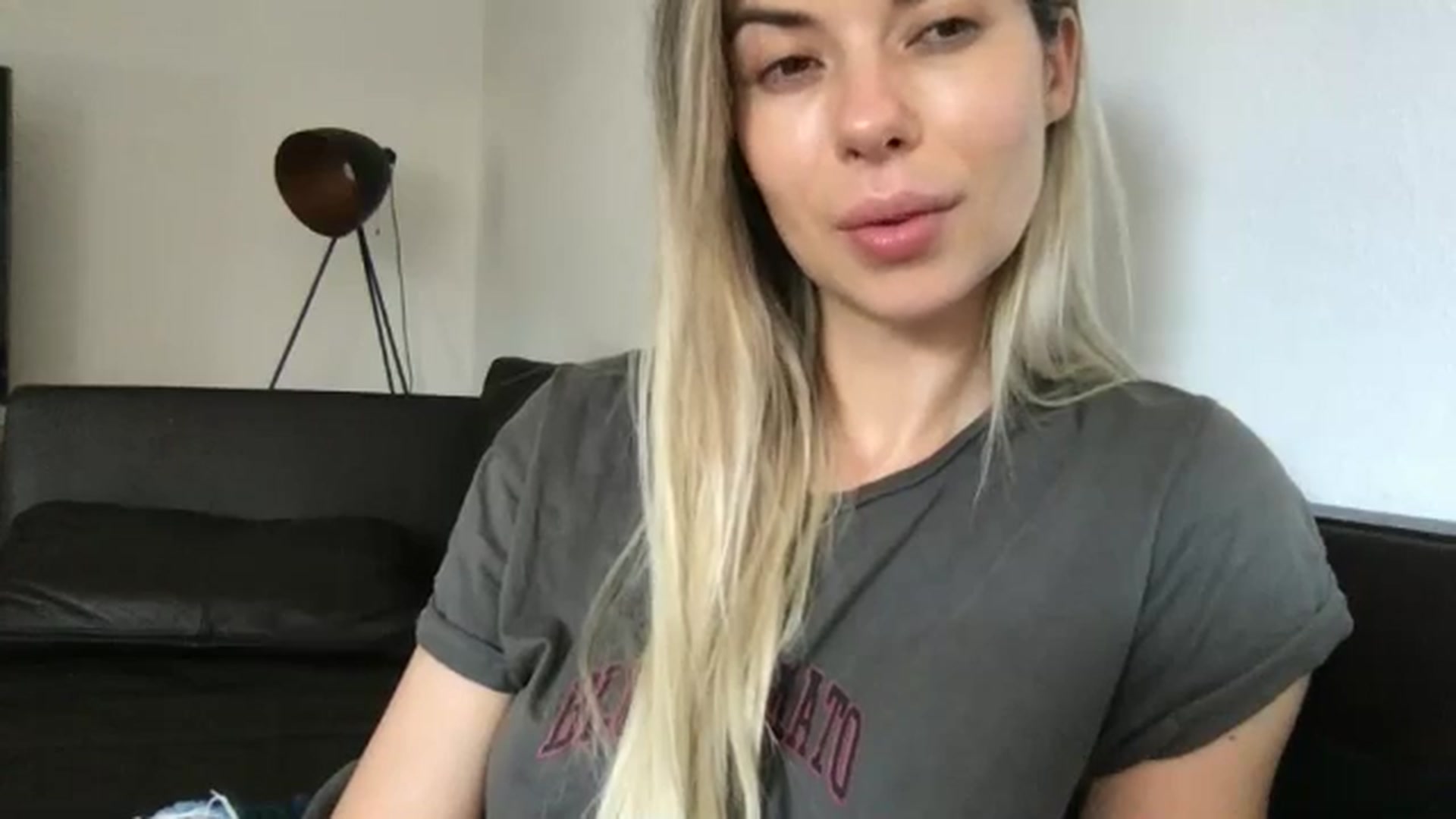 Gallery image thumbnail from neverinmylife's myfreecams stream on, 08/12/2024, 13:19 image 14 of 20