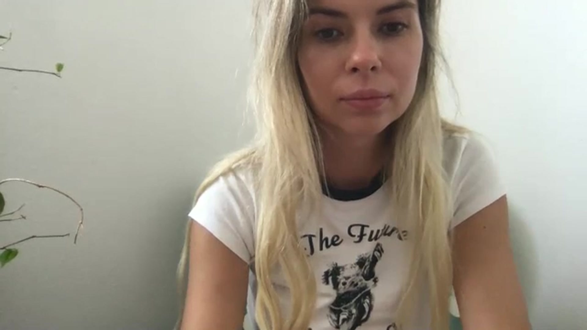 Gallery image thumbnail from neverinmylife's myfreecams stream on, 08/22/2024, 11:15 image 2 of 20