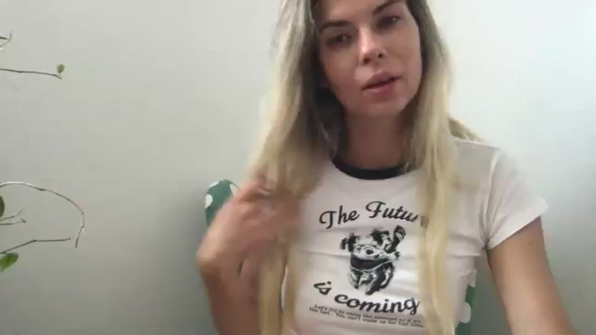 Gallery image thumbnail from neverinmylife's myfreecams stream on, 08/22/2024, 11:15 image 1 of 20