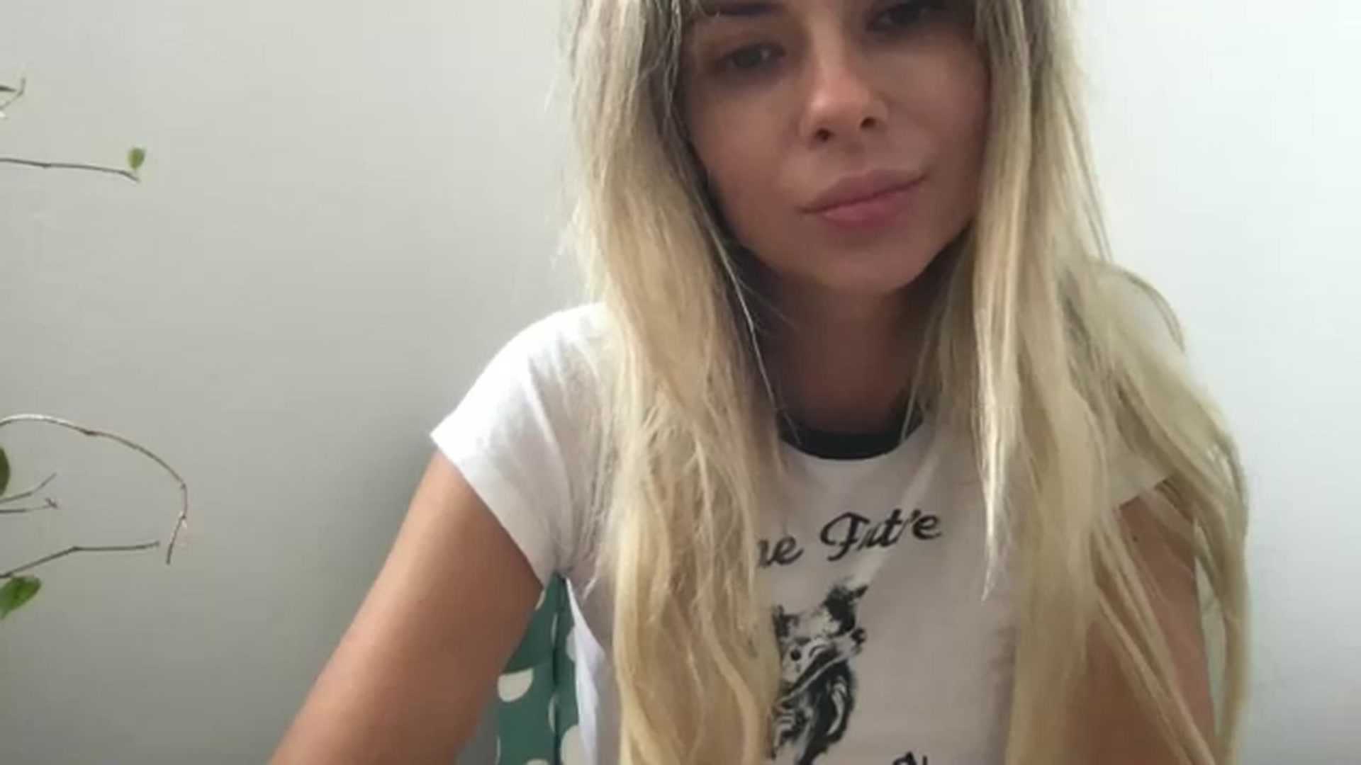 Gallery image thumbnail from neverinmylife's myfreecams stream on, 08/22/2024, 11:15 image 12 of 20