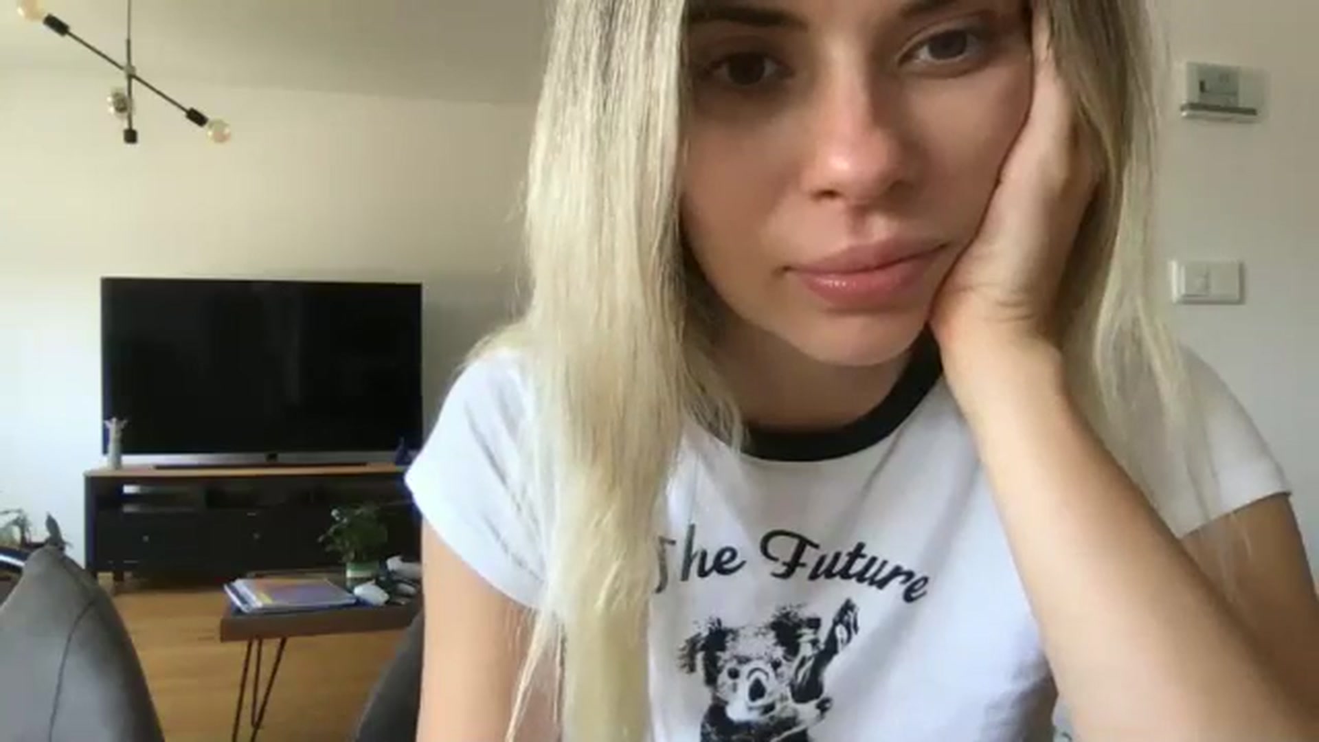 Gallery image thumbnail from neverinmylife's myfreecams stream on, 08/27/2024, 13:23 image 4 of 20