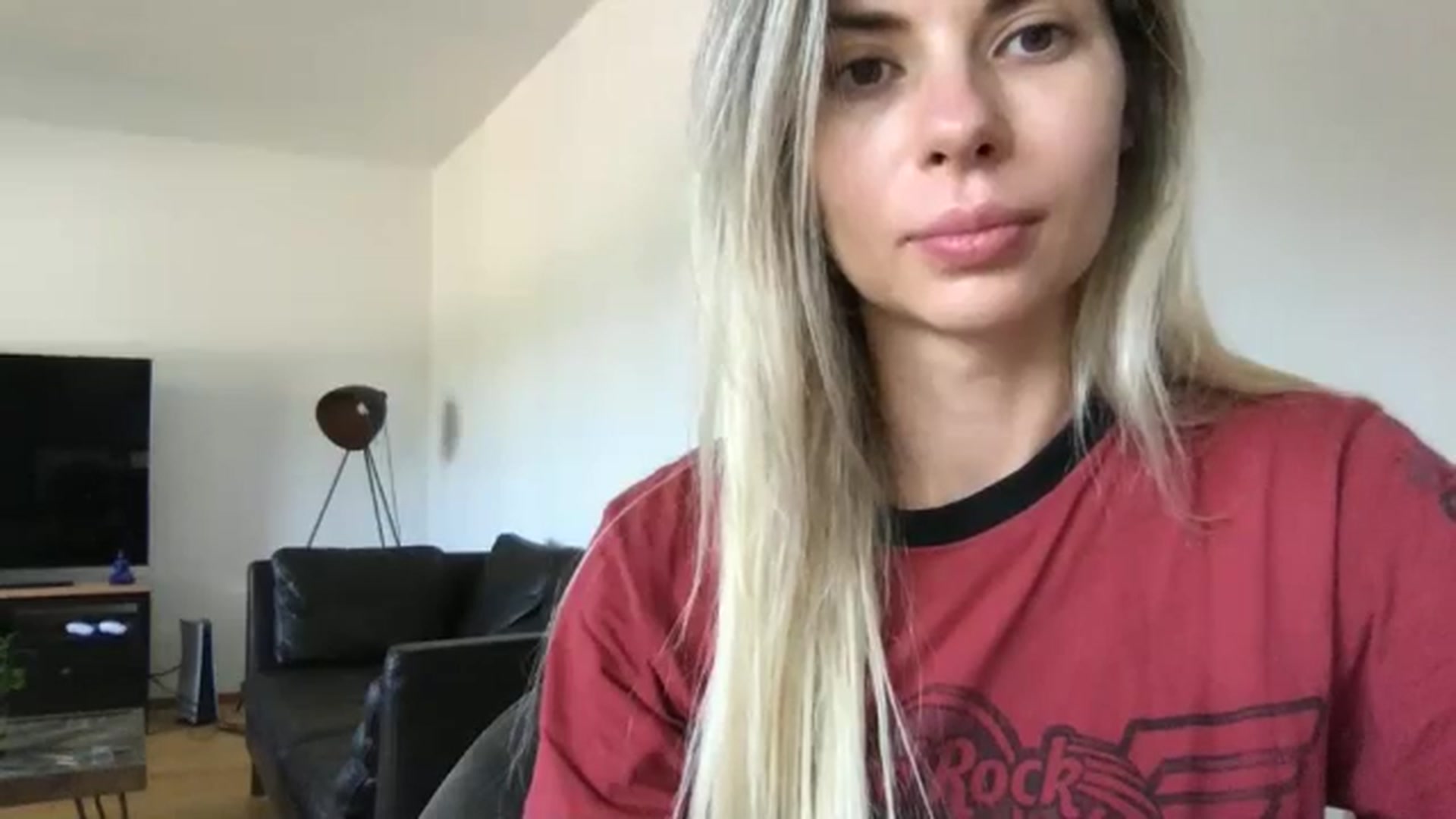 Gallery image thumbnail from neverinmylife's myfreecams stream on, 08/29/2024, 10:43 image 3 of 20