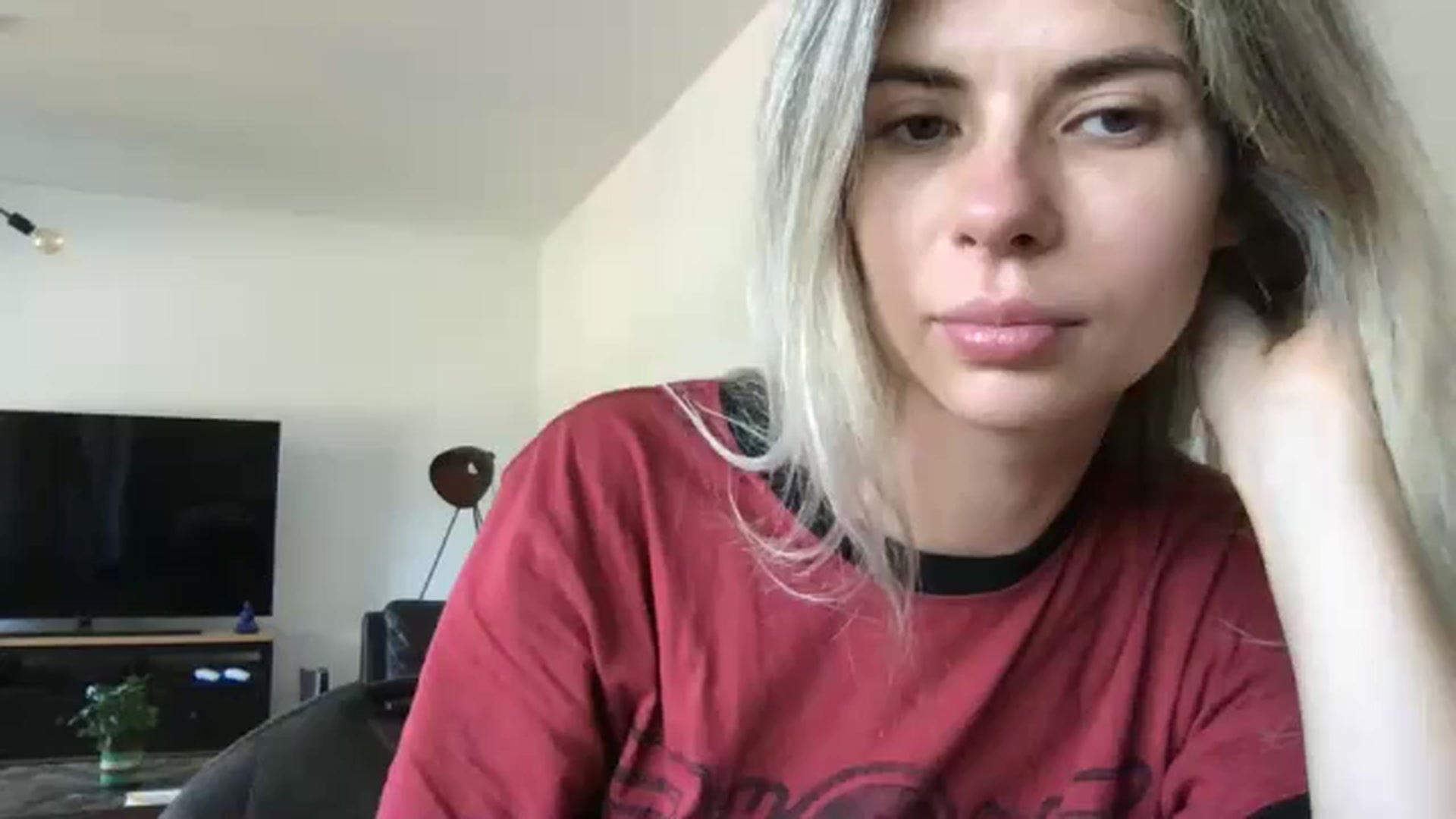 Gallery image thumbnail from neverinmylife's myfreecams stream on, 08/29/2024, 10:43 image 1 of 20