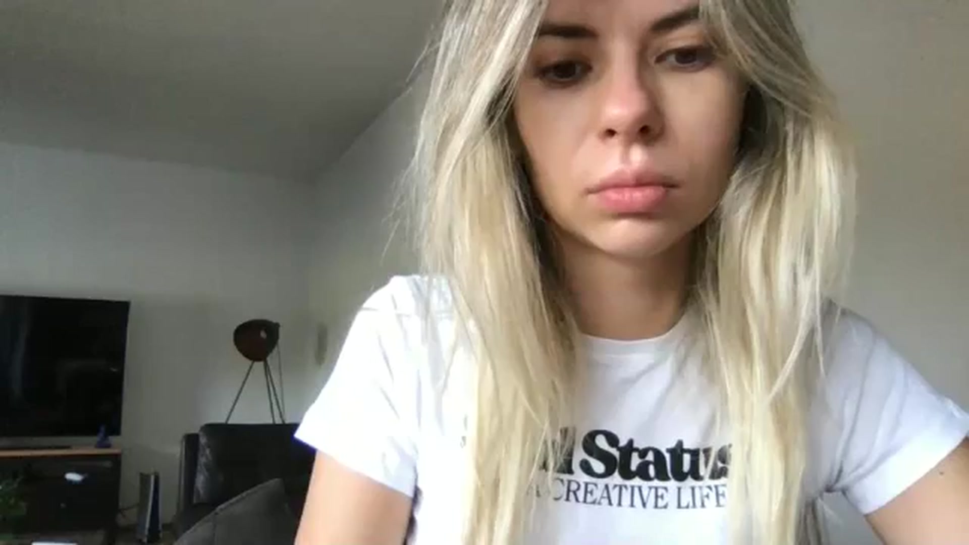 Gallery image thumbnail from neverinmylife's myfreecams stream on, 08/30/2024, 06:29 image 1 of 20