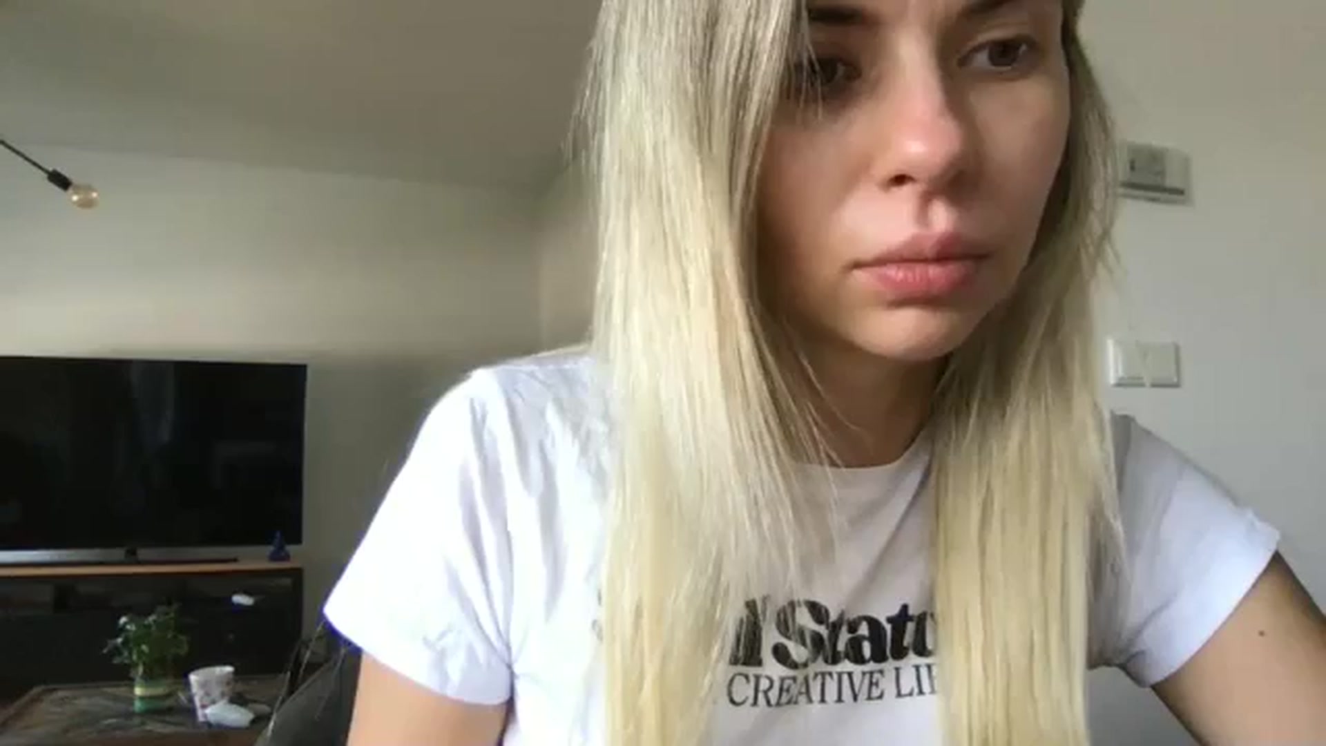 Gallery image thumbnail from neverinmylife's myfreecams stream on, 08/30/2024, 09:48 image 1 of 20