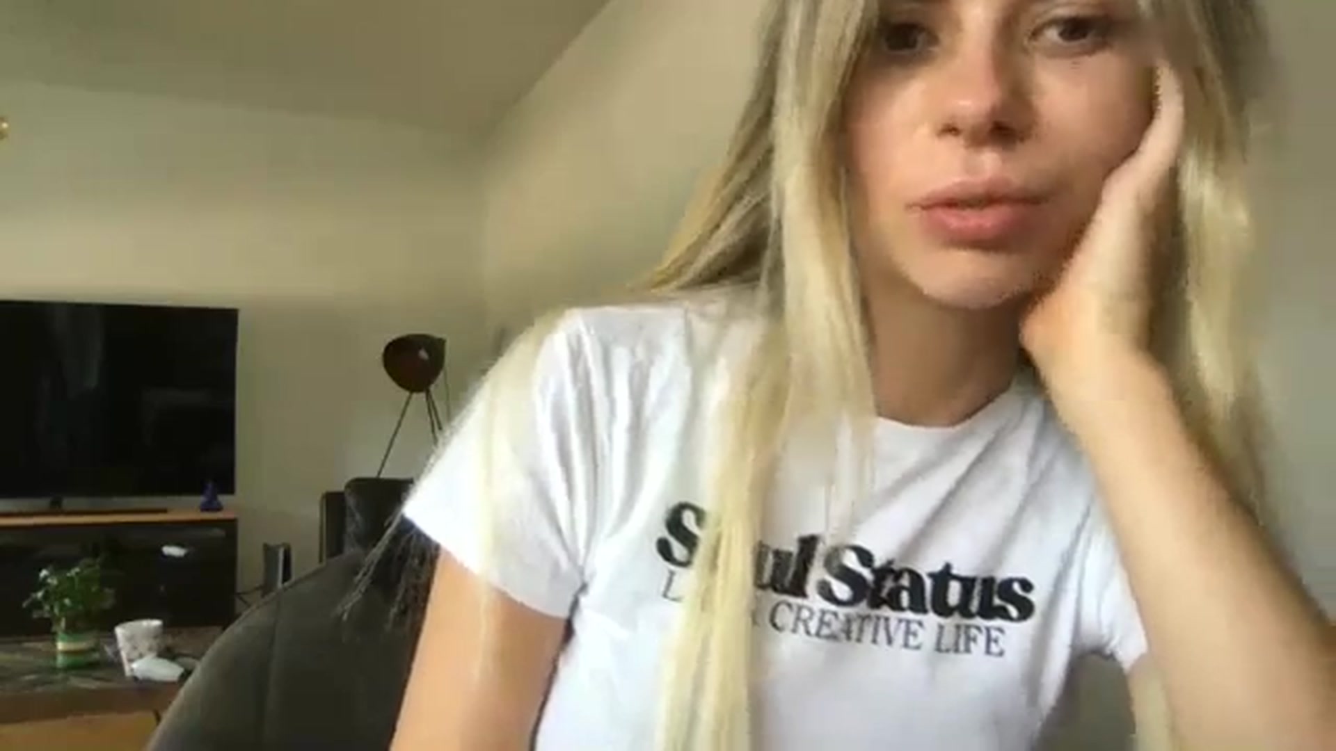 Gallery image thumbnail from neverinmylife's myfreecams stream on, 08/30/2024, 09:48 image 19 of 20