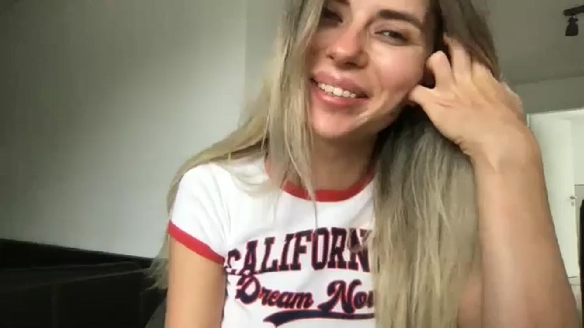 Gallery image thumbnail from neverinmylife's myfreecams stream on, 09/11/2024, 12:13 image 3 of 20