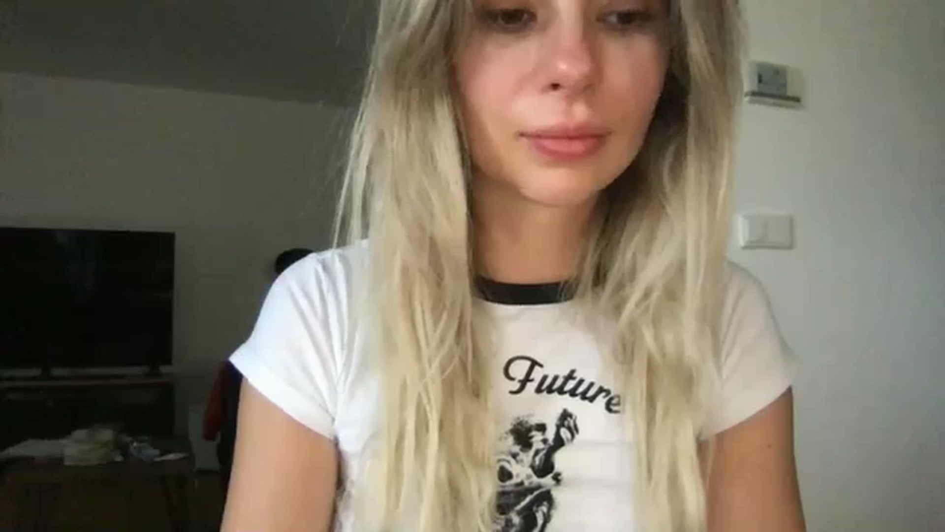 Gallery image thumbnail from neverinmylife's myfreecams stream on, 09/13/2024, 07:24 image 11 of 20