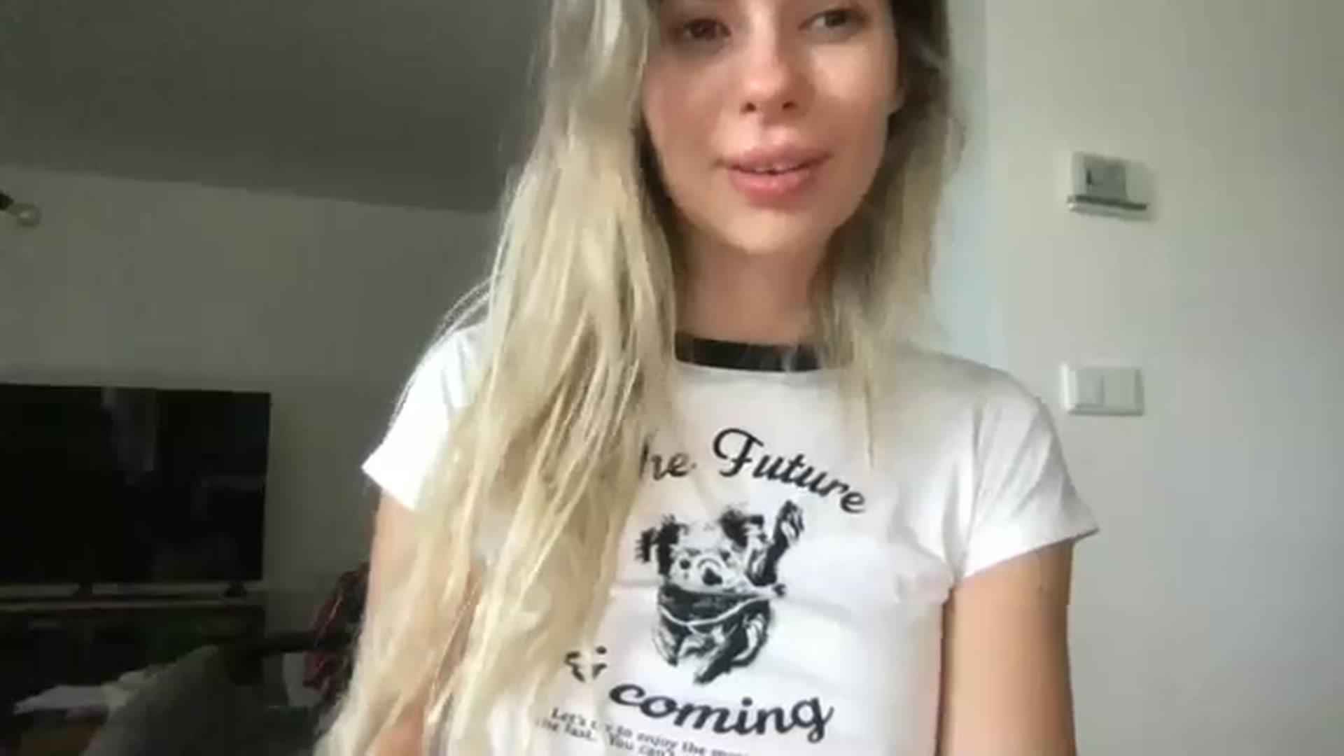 Gallery image thumbnail from neverinmylife's myfreecams stream on, 09/13/2024, 07:58 image 16 of 20