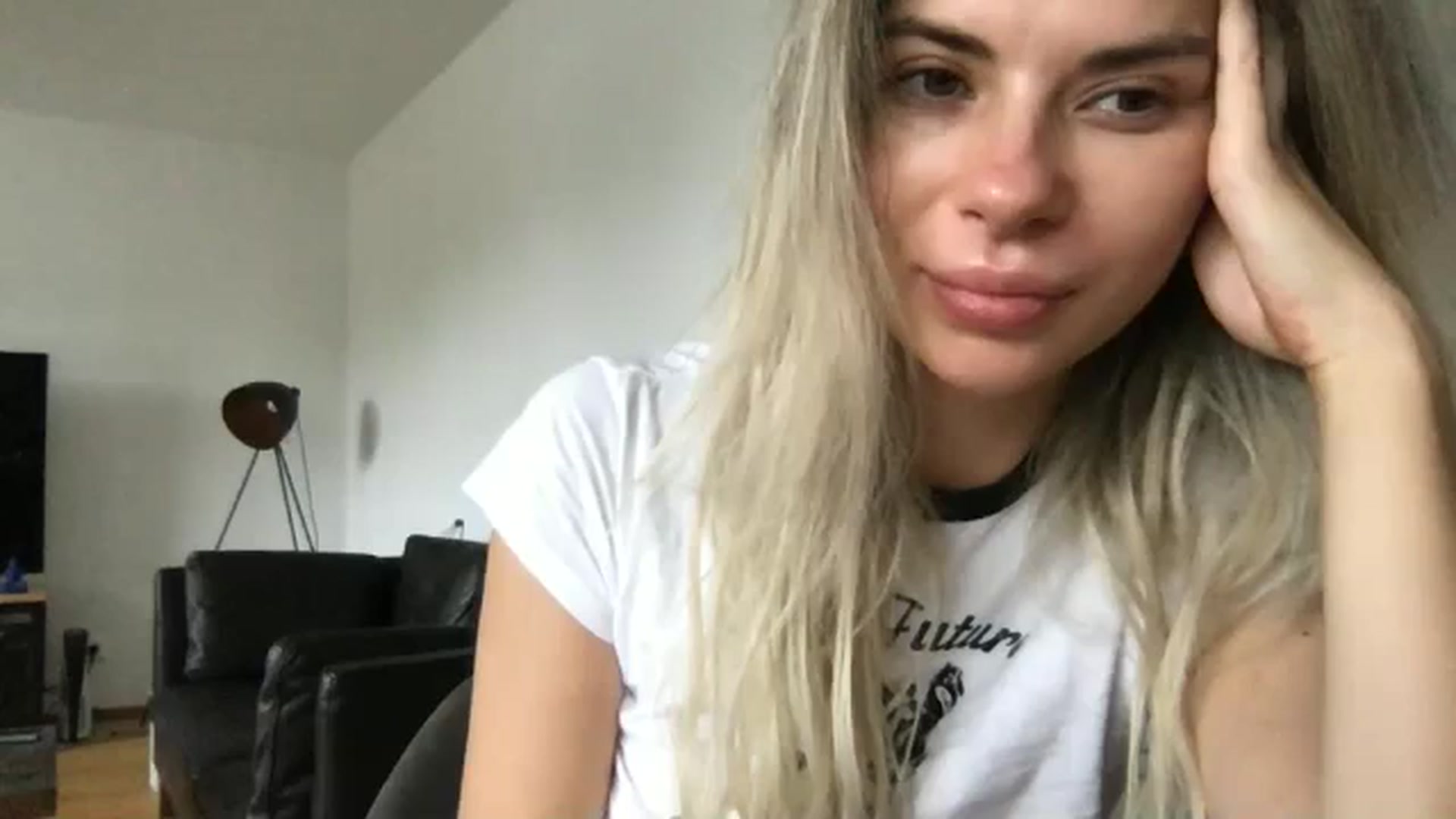 Gallery image thumbnail from neverinmylife's myfreecams stream on, 09/14/2024, 10:50 image 1 of 20