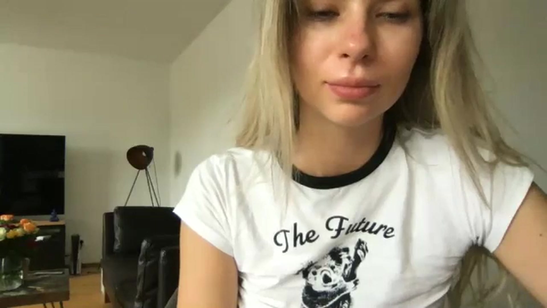 Gallery image thumbnail from neverinmylife's myfreecams stream on, 09/14/2024, 10:50 image 9 of 20