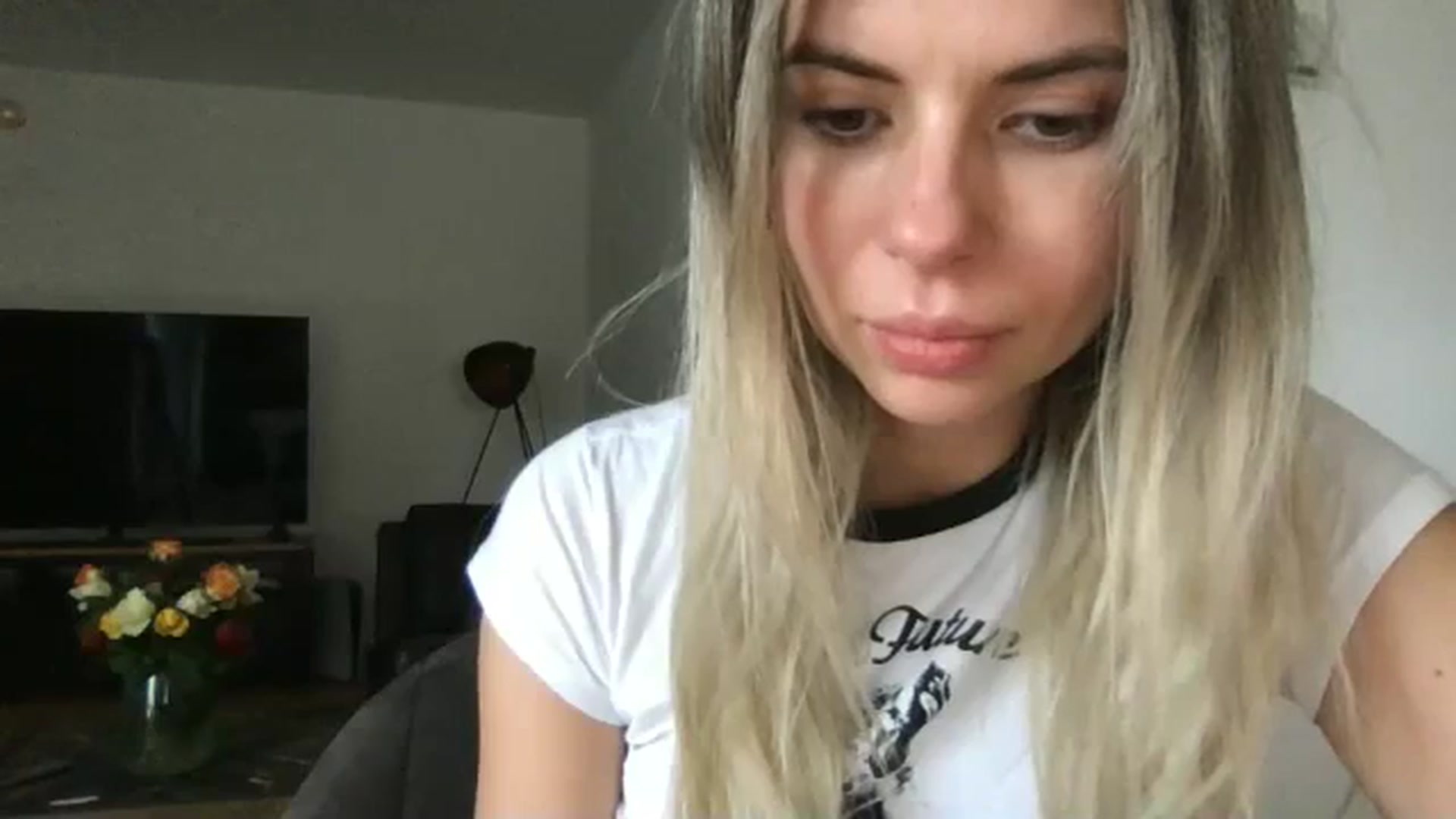 Gallery image thumbnail from neverinmylife's myfreecams stream on, 09/15/2024, 14:29 image 2 of 20