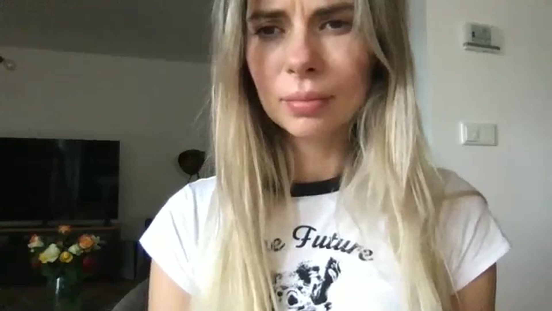 Gallery image thumbnail from neverinmylife's myfreecams stream on, 09/15/2024, 14:29 image 19 of 20