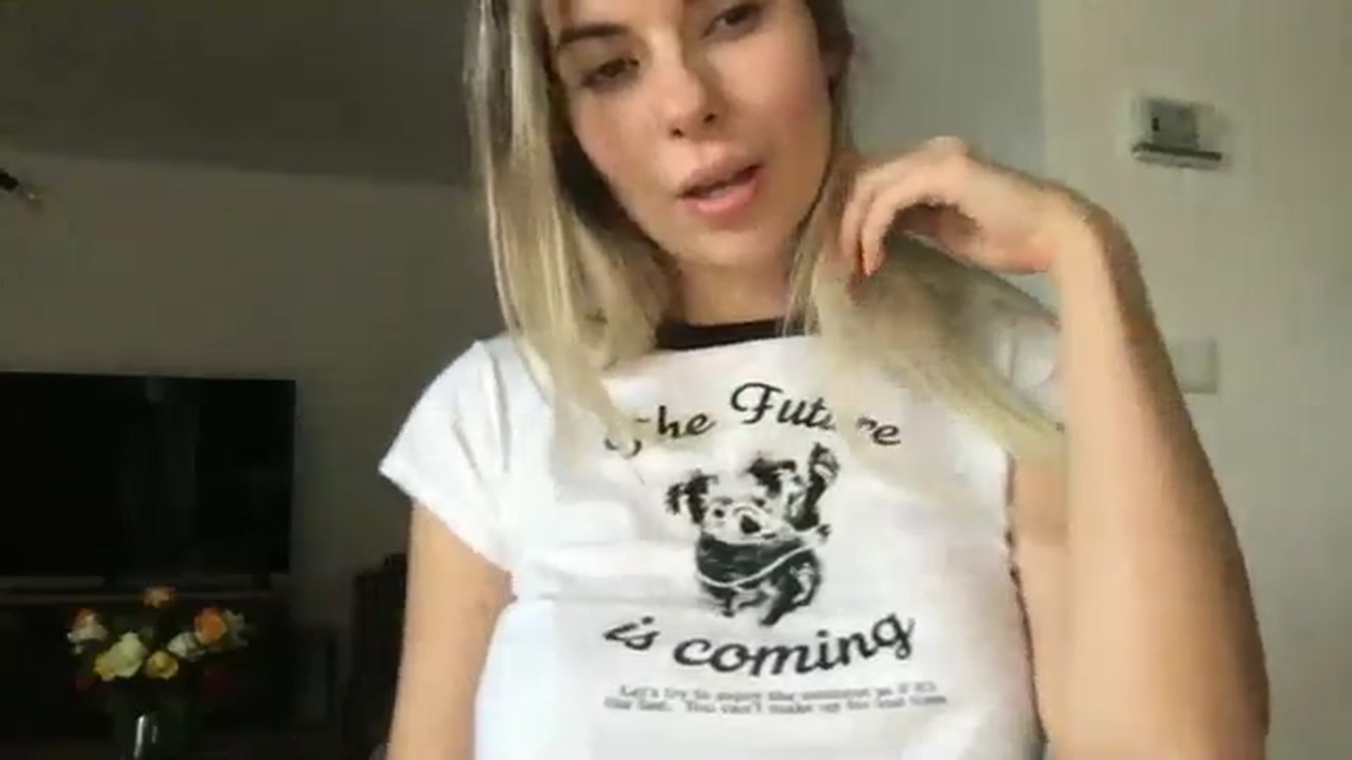 Gallery image thumbnail from neverinmylife's myfreecams stream on, 09/15/2024, 14:55 image 2 of 20