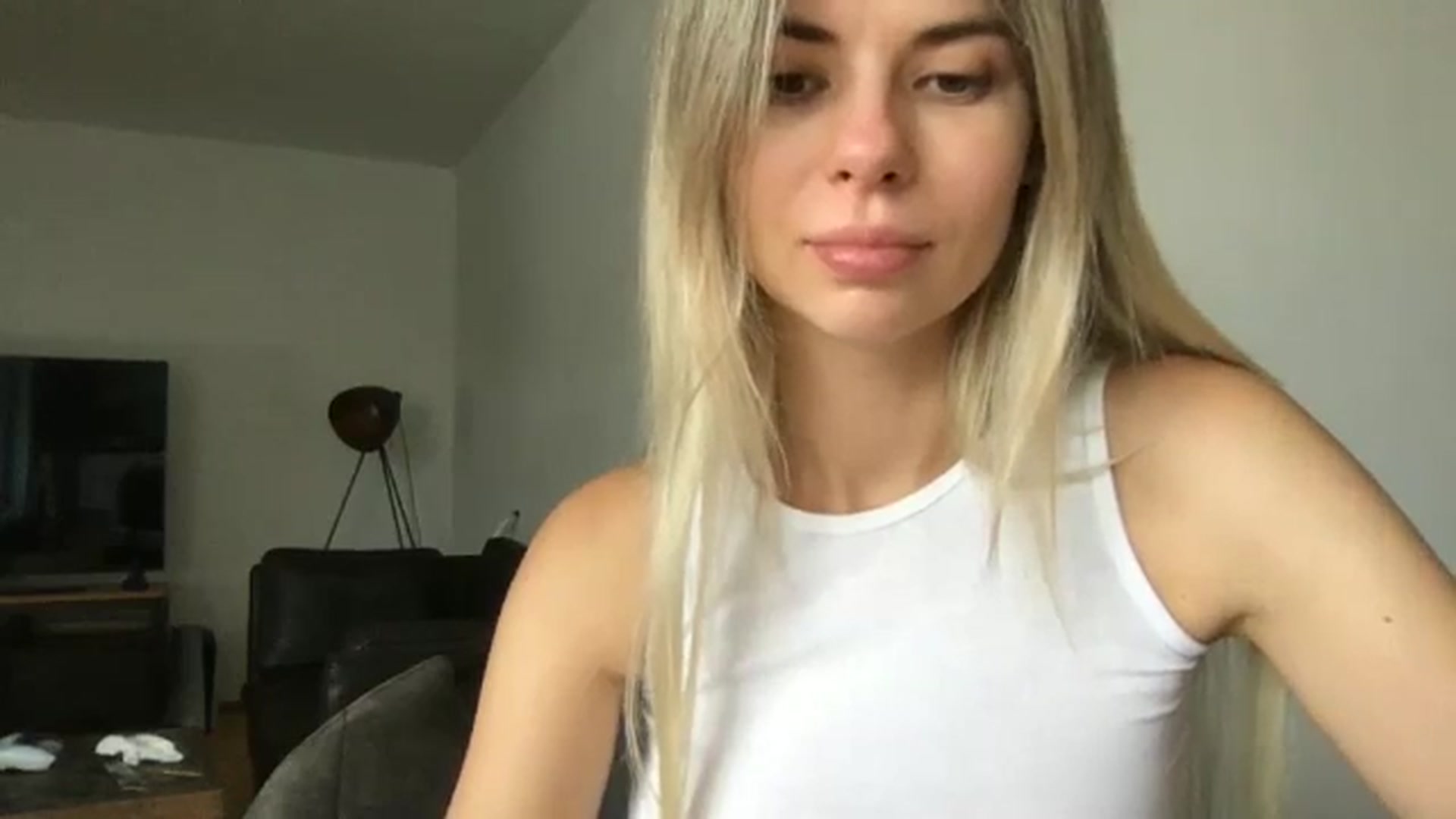 Gallery image thumbnail from neverinmylife's myfreecams stream on, 09/24/2024, 11:53 image 2 of 20
