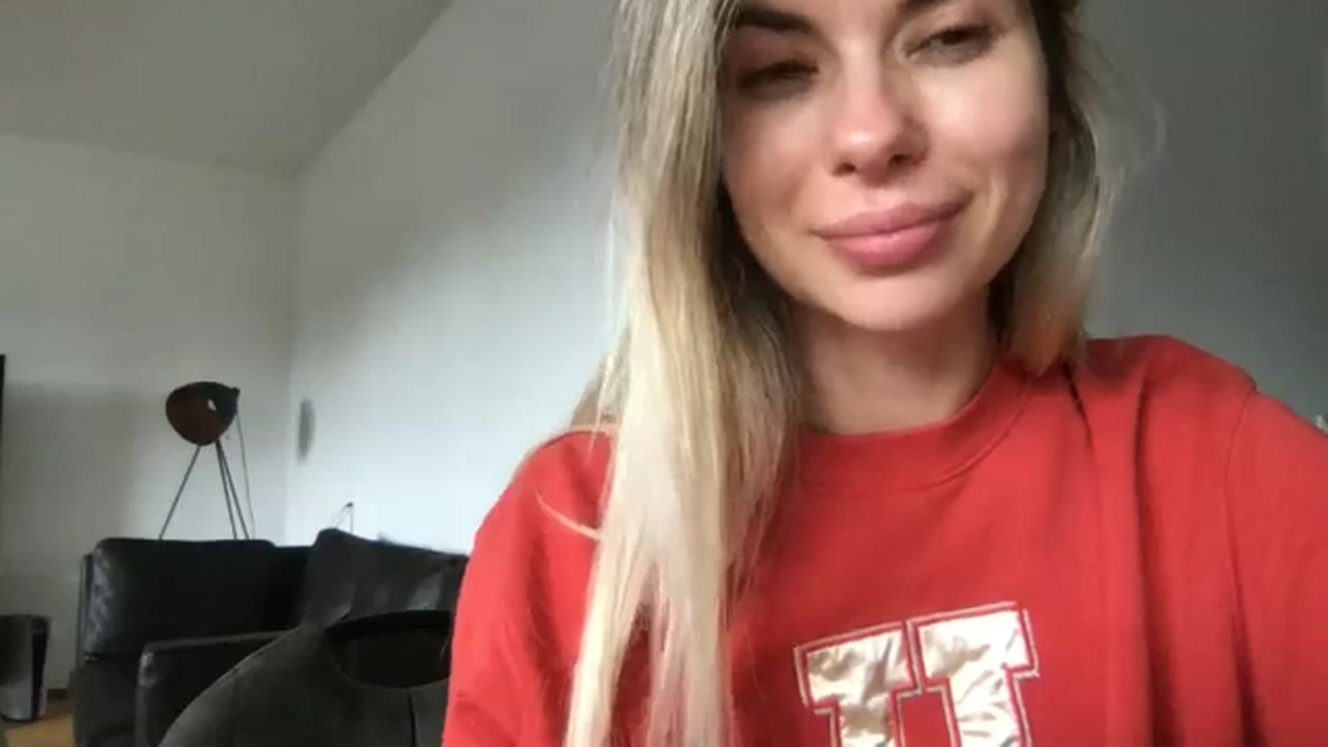 Gallery image thumbnail from neverinmylife's myfreecams stream on, 09/26/2024, 10:23 image 20 of 20