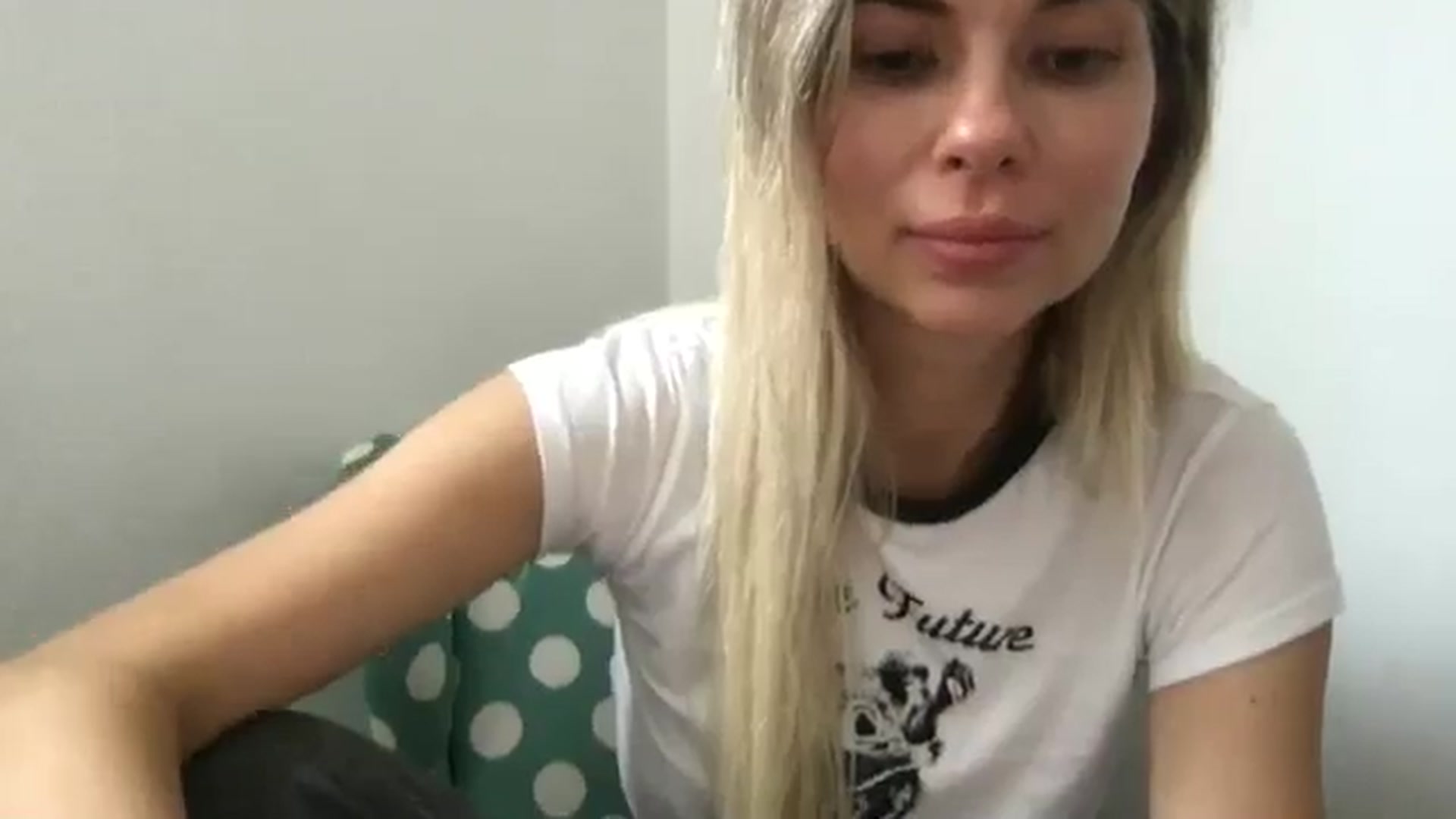 Gallery image thumbnail from neverinmylife's myfreecams stream on, 09/27/2024, 11:04 image 16 of 20
