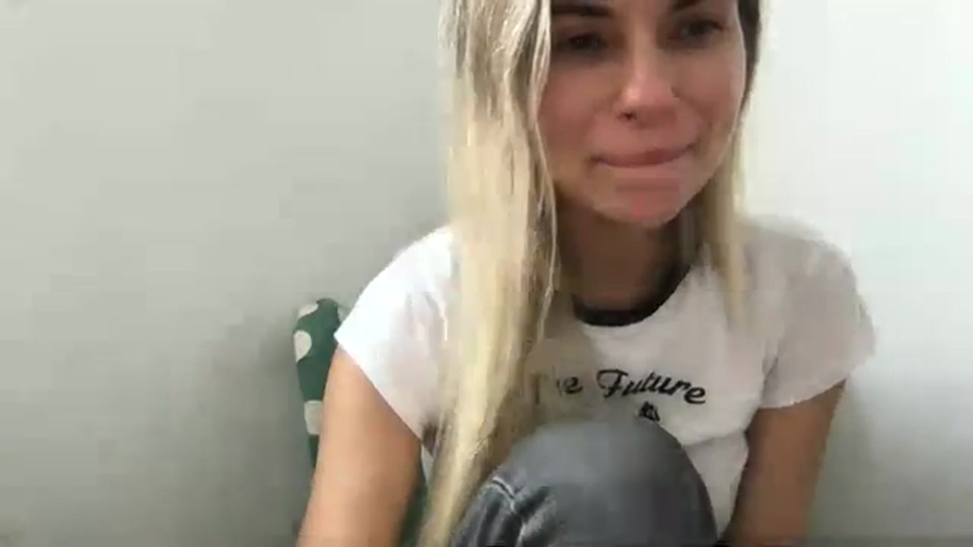 Gallery image thumbnail from neverinmylife's myfreecams stream on, 09/27/2024, 11:41 image 10 of 20