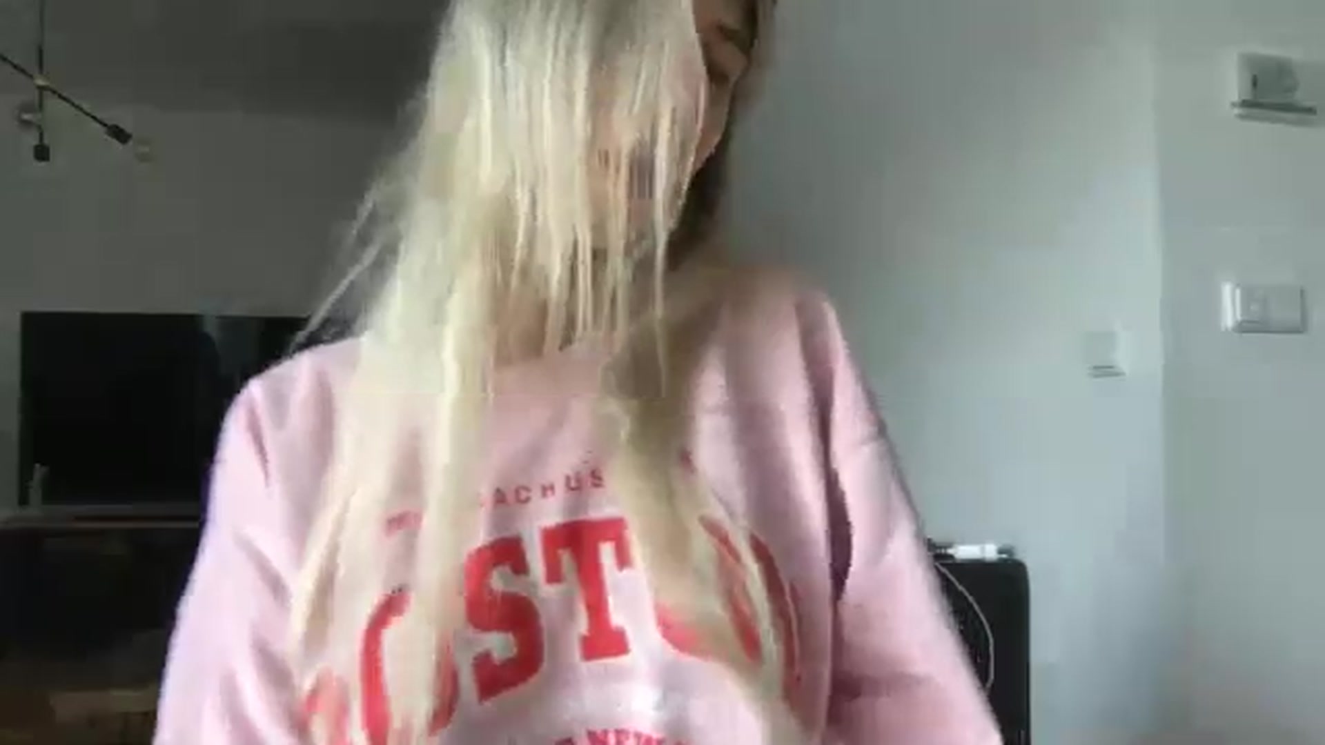 Gallery image thumbnail from neverinmylife's myfreecams stream on, 10/13/2024, 10:55 image 20 of 20