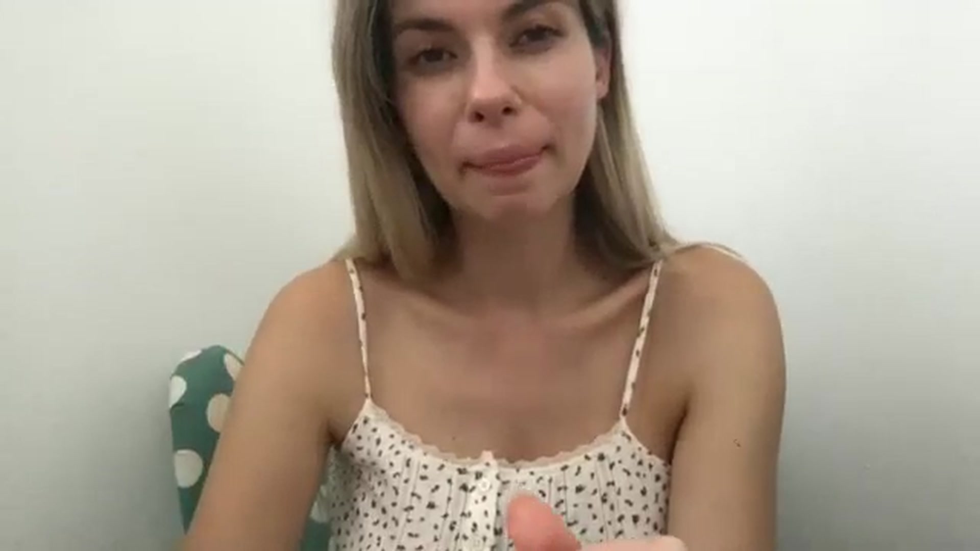Gallery image thumbnail from neverinmylife's myfreecams stream on, 10/17/2024, 13:27 image 9 of 20