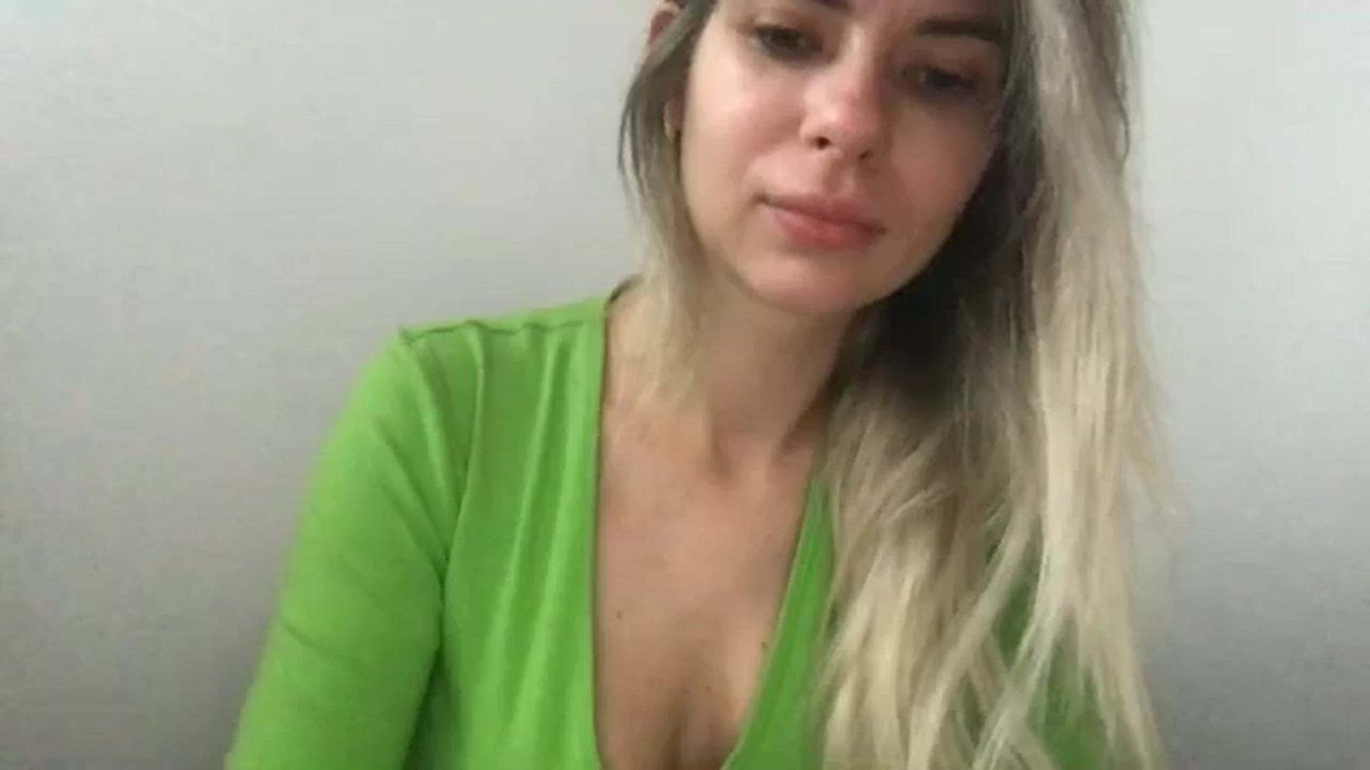 Gallery image thumbnail from neverinmylife's myfreecams stream on, 10/20/2024, 08:03 image 8 of 20