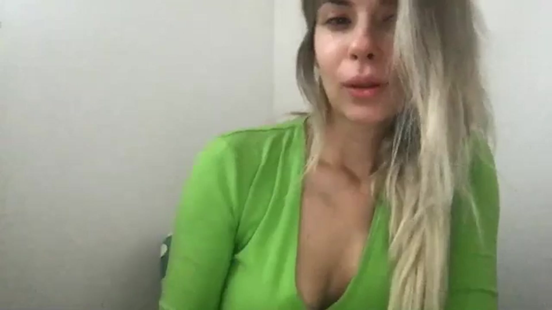 Gallery image thumbnail from neverinmylife's myfreecams stream on, 10/20/2024, 08:03 image 12 of 20