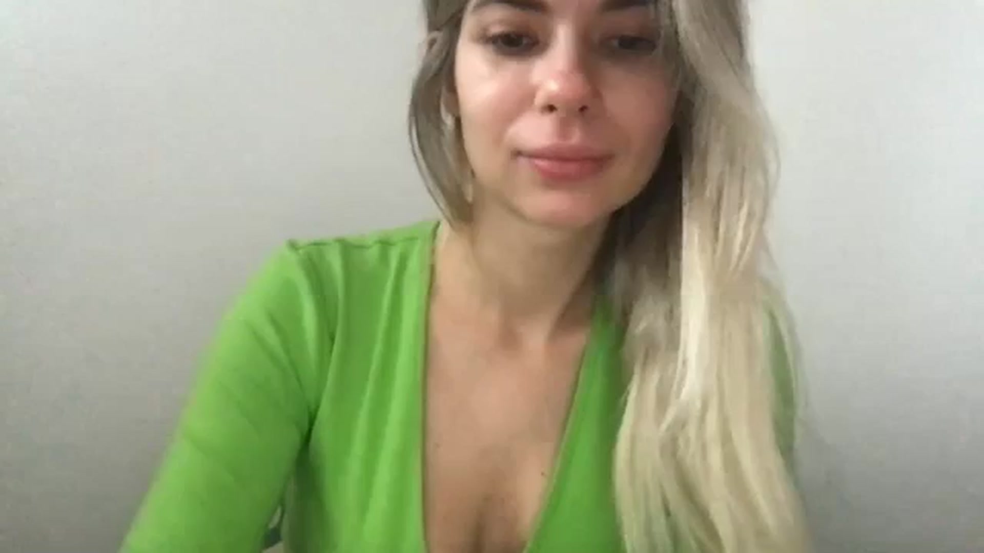 Gallery image thumbnail from neverinmylife's myfreecams stream on, 10/20/2024, 08:03 image 5 of 20
