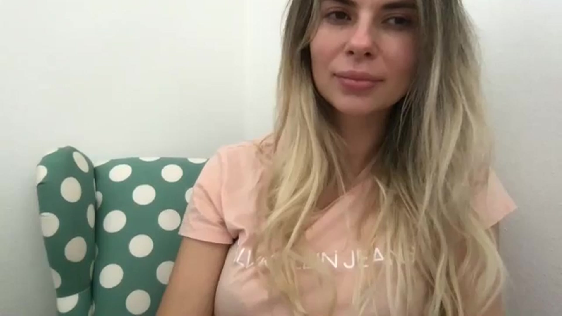 Gallery image thumbnail from neverinmylife's myfreecams stream on, 11/03/2024, 13:43 image 19 of 20