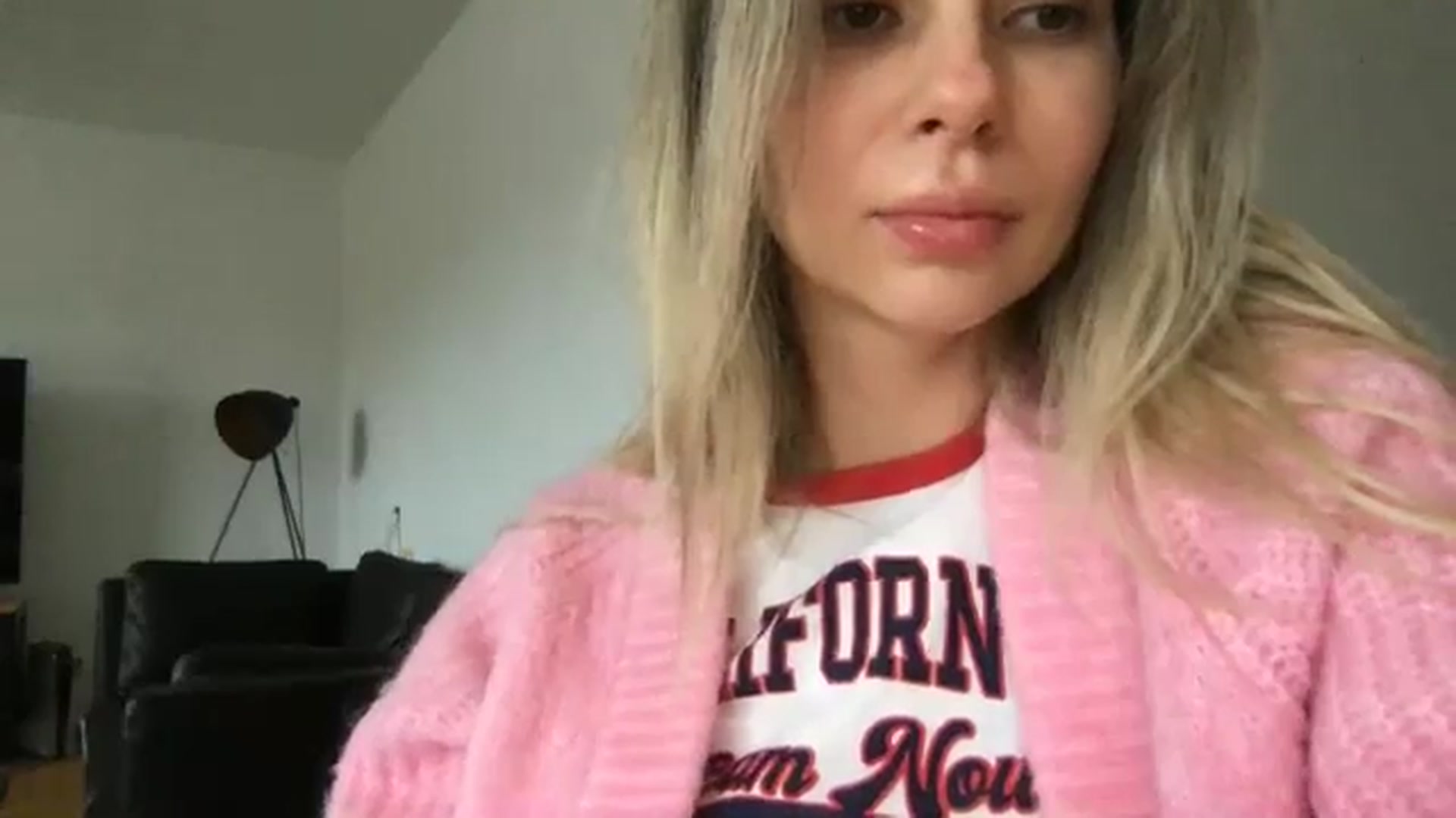 Gallery image thumbnail from neverinmylife's myfreecams stream on, 11/05/2024, 13:57 image 11 of 20