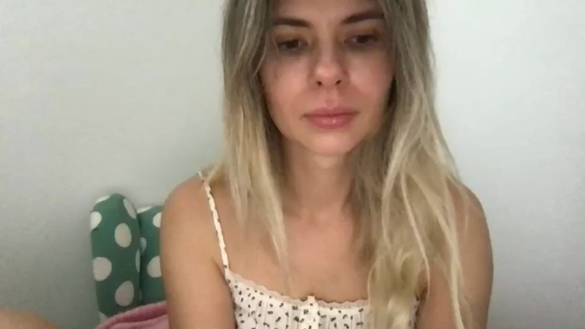 Gallery image thumbnail from neverinmylife's myfreecams stream on, 11/06/2024, 12:33 image 18 of 20