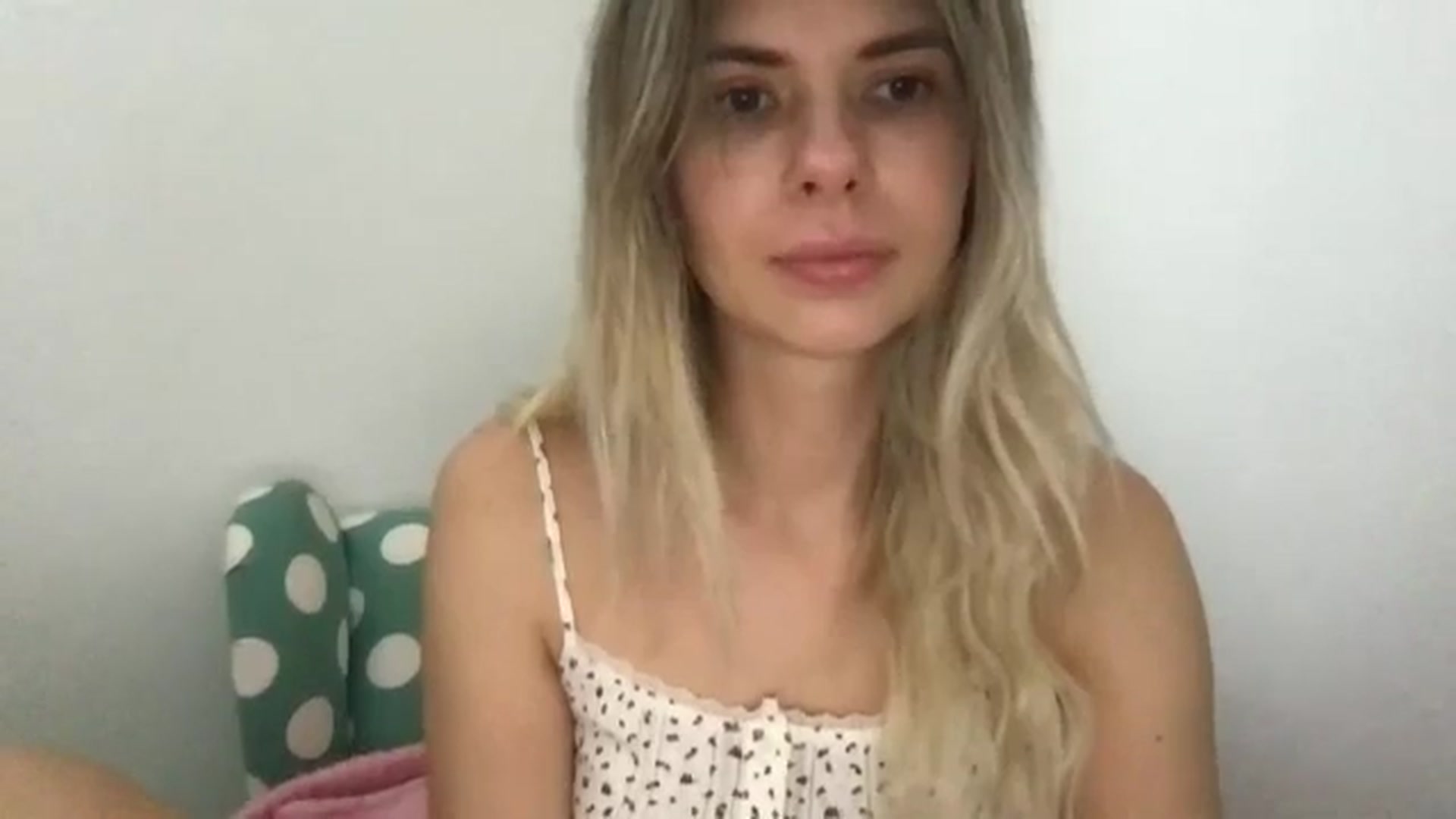 Gallery image thumbnail from neverinmylife's myfreecams stream on, 11/06/2024, 12:33 image 19 of 20