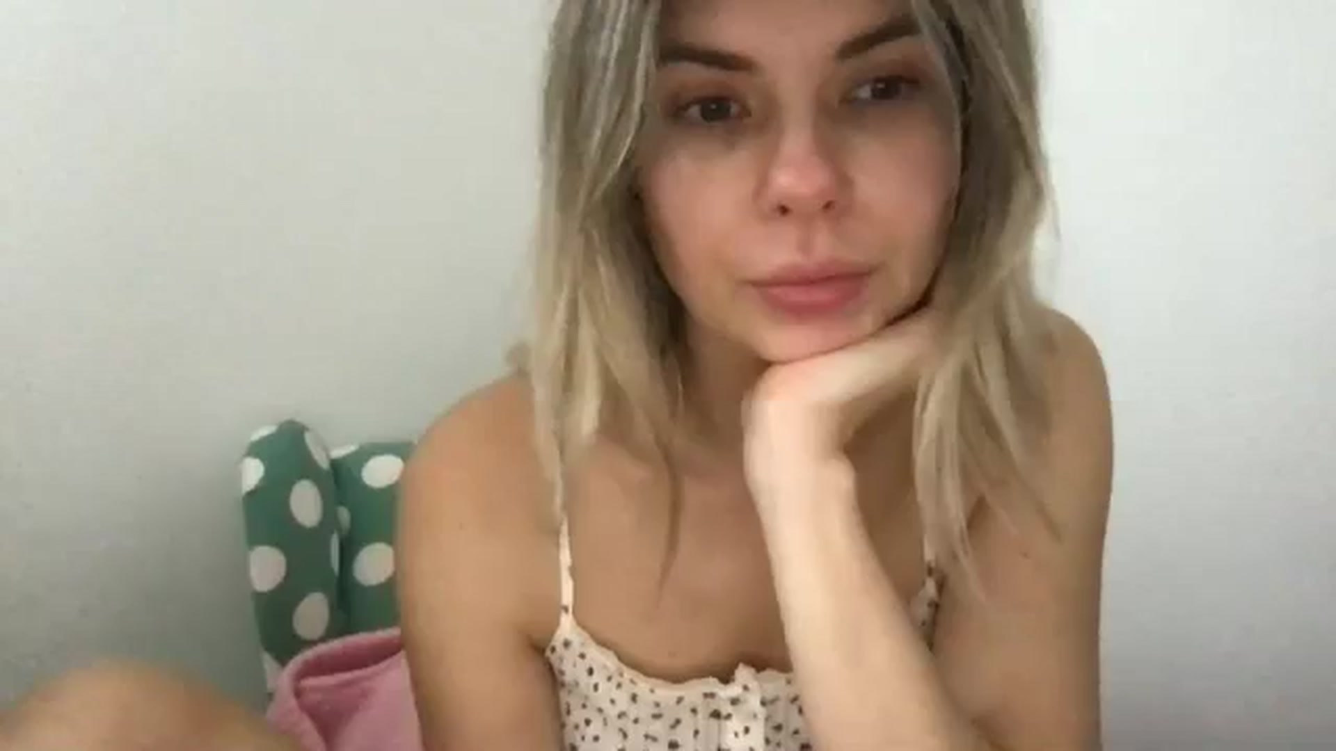 Gallery image thumbnail from neverinmylife's myfreecams stream on, 11/06/2024, 12:33 image 1 of 20