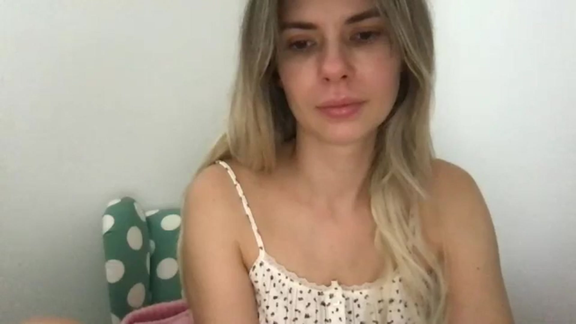 Gallery image thumbnail from neverinmylife's myfreecams stream on, 11/06/2024, 12:33 image 5 of 20