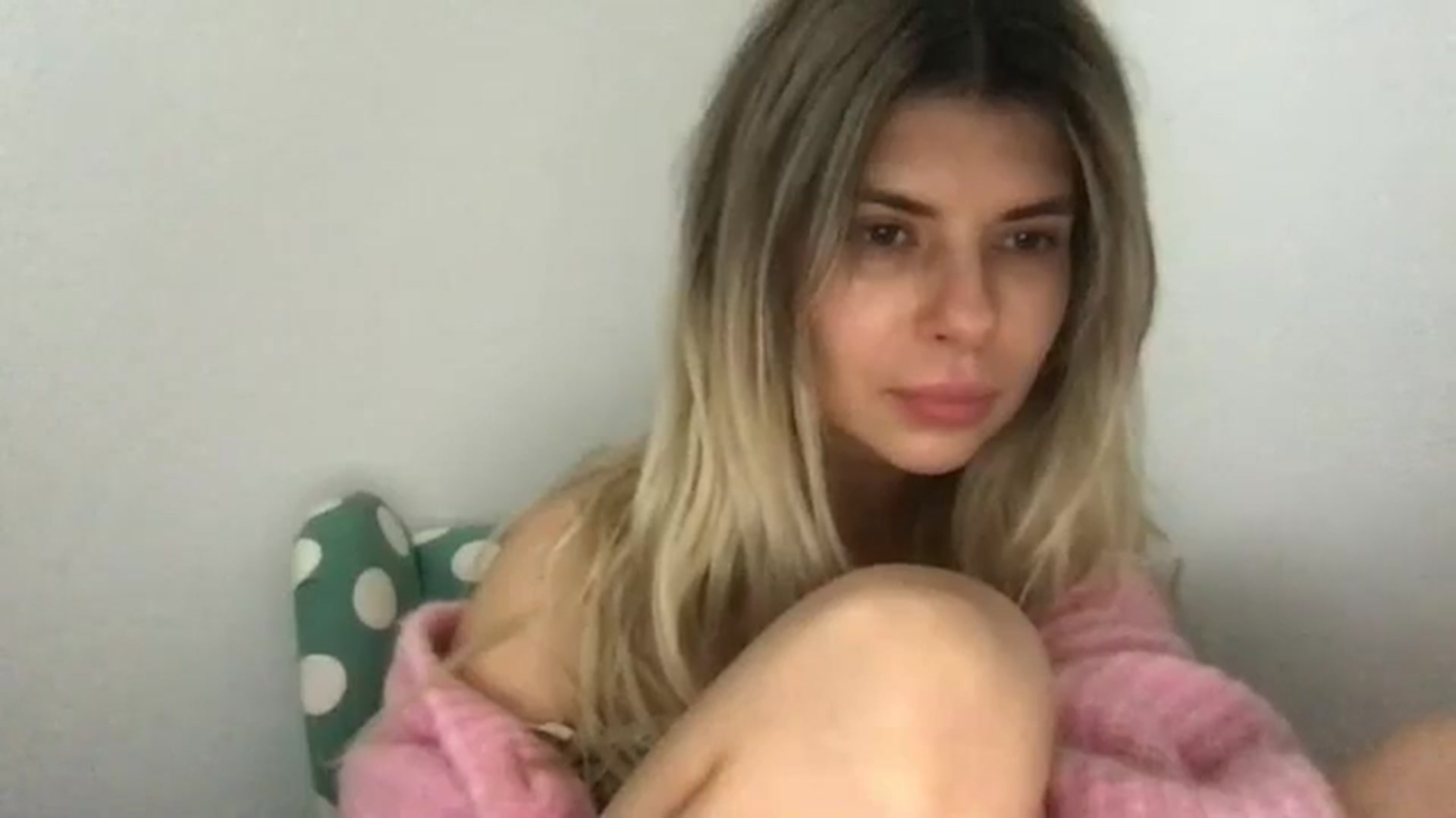 Gallery image thumbnail from neverinmylife's myfreecams stream on, 11/06/2024, 14:18 image 15 of 20