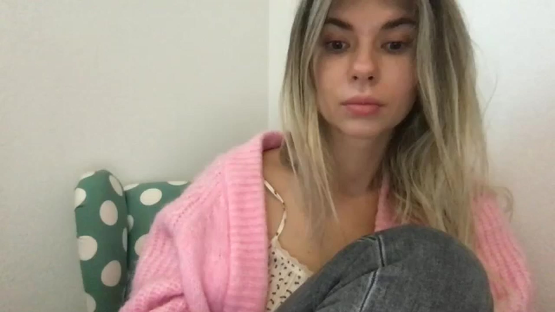 Gallery image thumbnail from neverinmylife's myfreecams stream on, 11/08/2024, 10:08 image 20 of 20