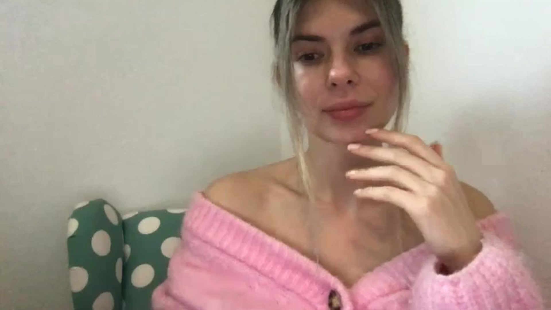 Gallery image thumbnail from neverinmylife's myfreecams stream on, 11/15/2024, 12:08 image 20 of 20