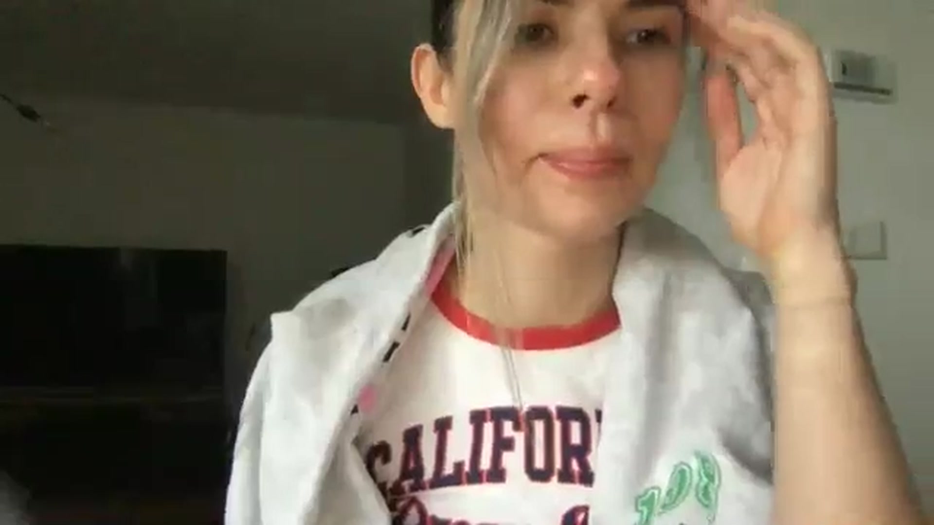 Gallery image thumbnail from neverinmylife's myfreecams stream on, 11/18/2024, 13:21 image 8 of 20