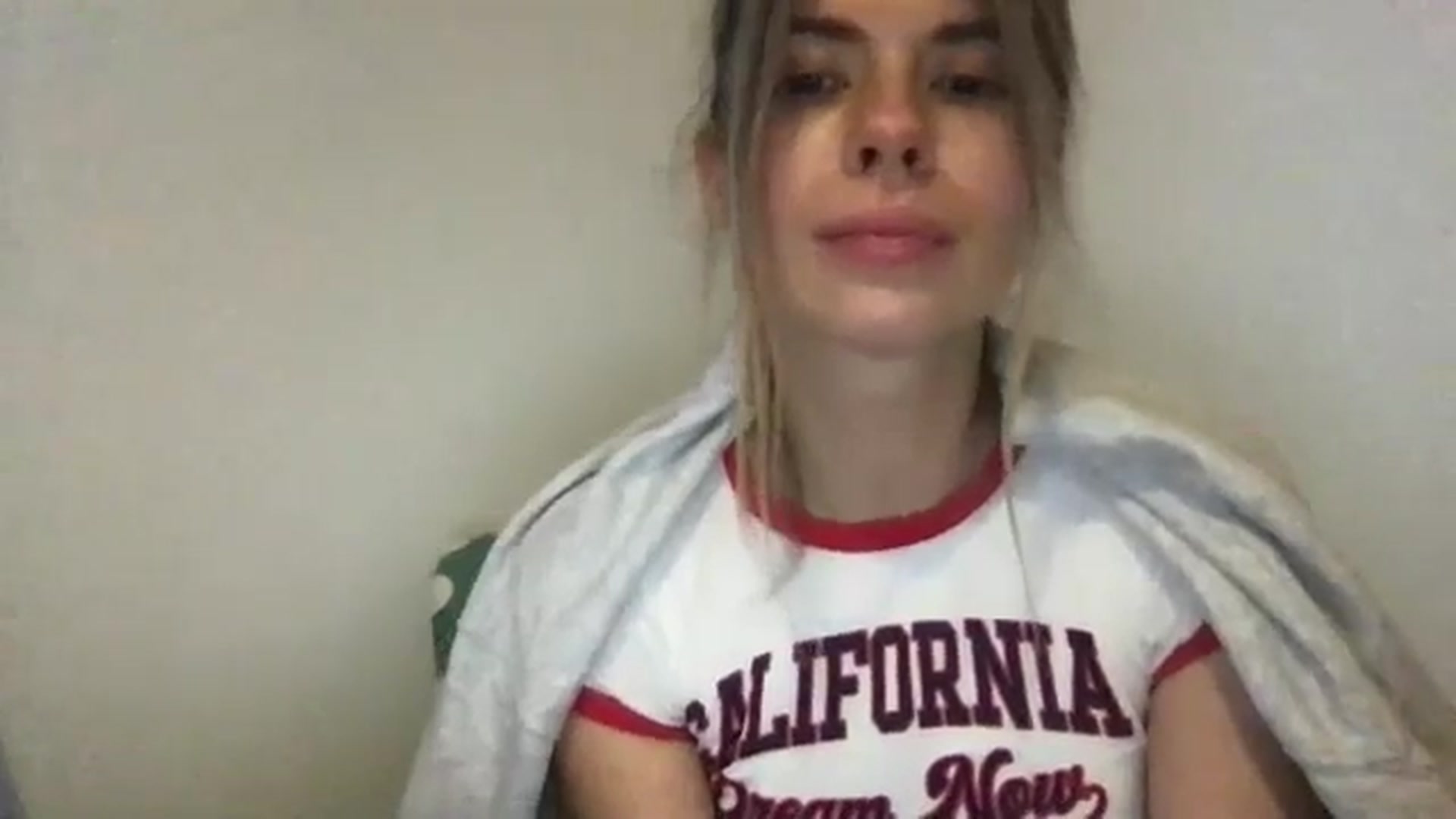 Gallery image thumbnail from neverinmylife's myfreecams stream on, 11/18/2024, 15:42 image 5 of 20