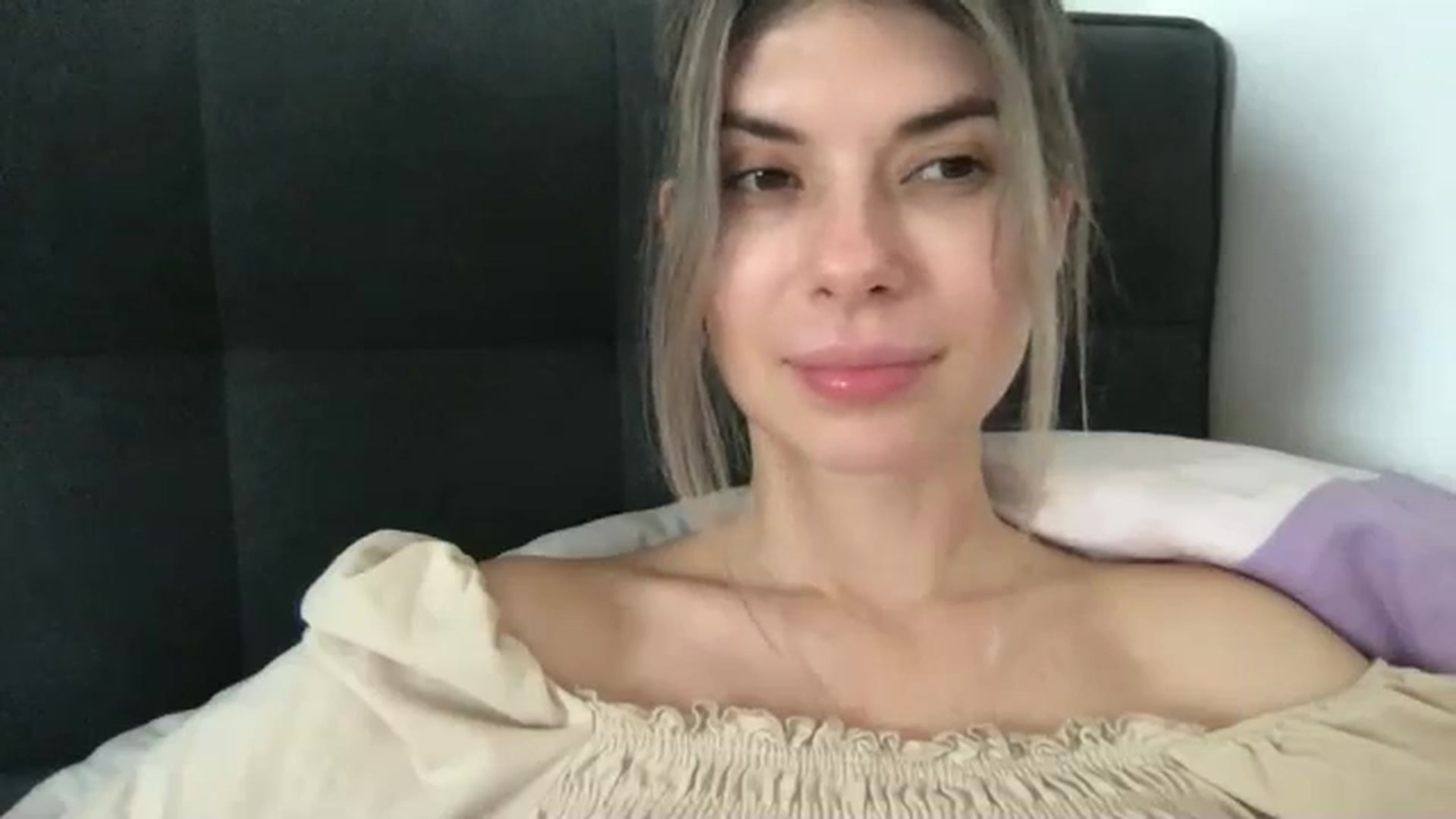 Gallery image thumbnail from neverinmylife's myfreecams stream on, 11/24/2024, 13:48 image 20 of 20