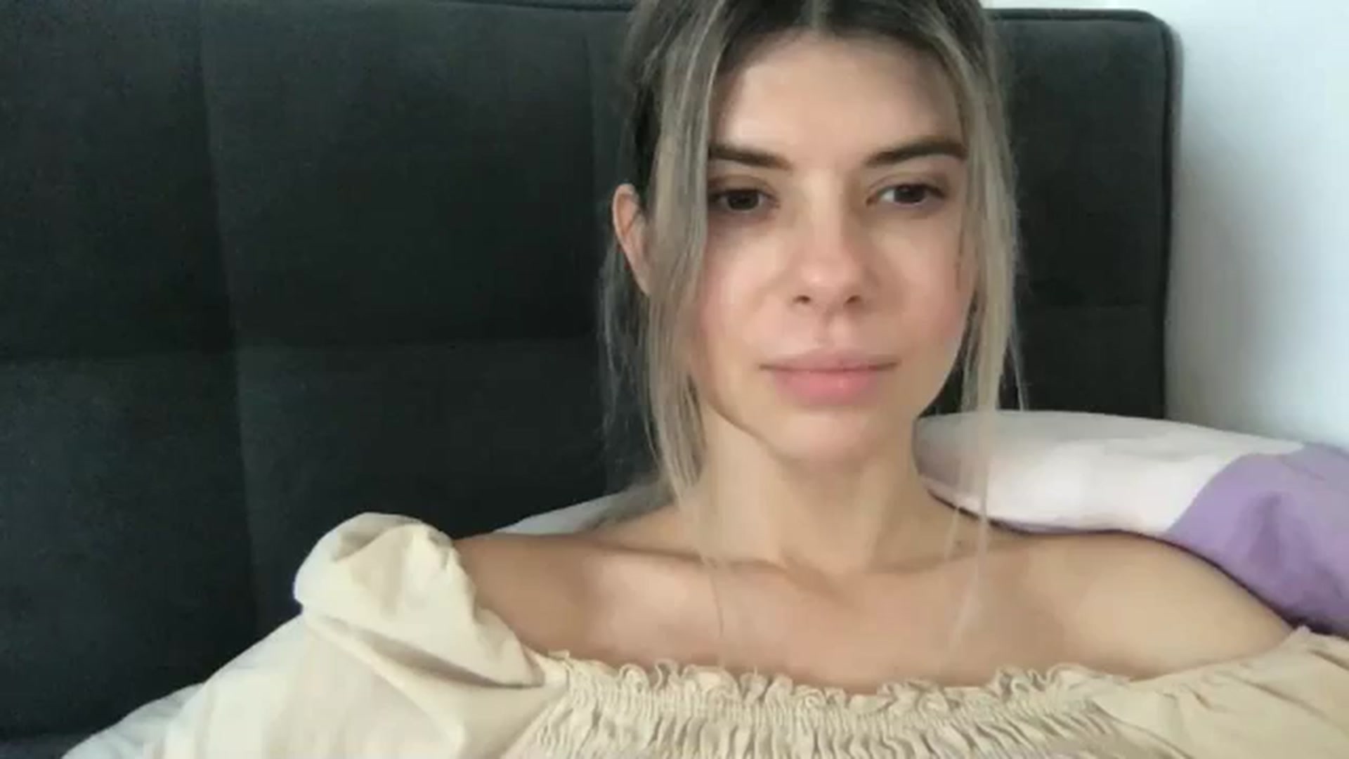 Gallery image thumbnail from neverinmylife's myfreecams stream on, 11/24/2024, 13:48 image 11 of 20
