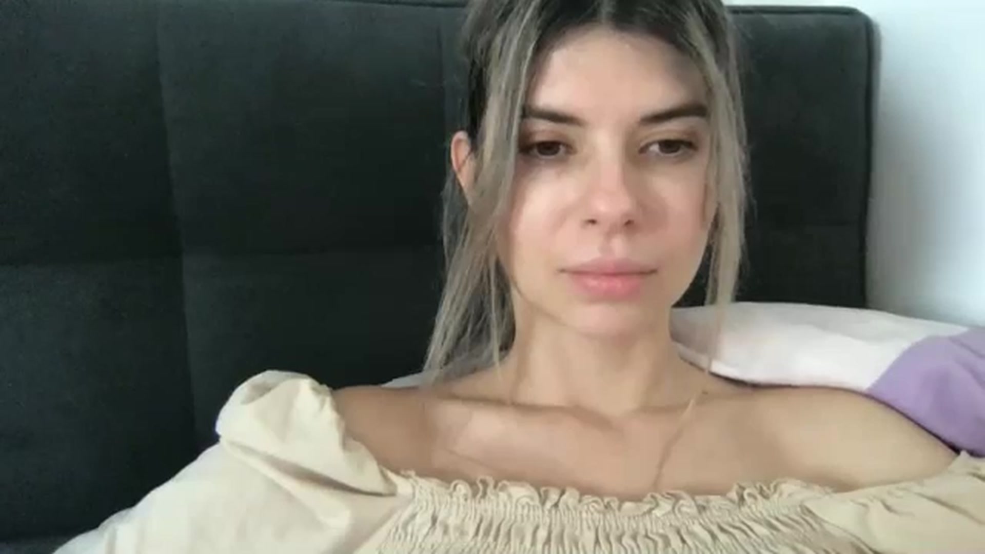Gallery image thumbnail from neverinmylife's myfreecams stream on, 11/24/2024, 13:48 image 5 of 20