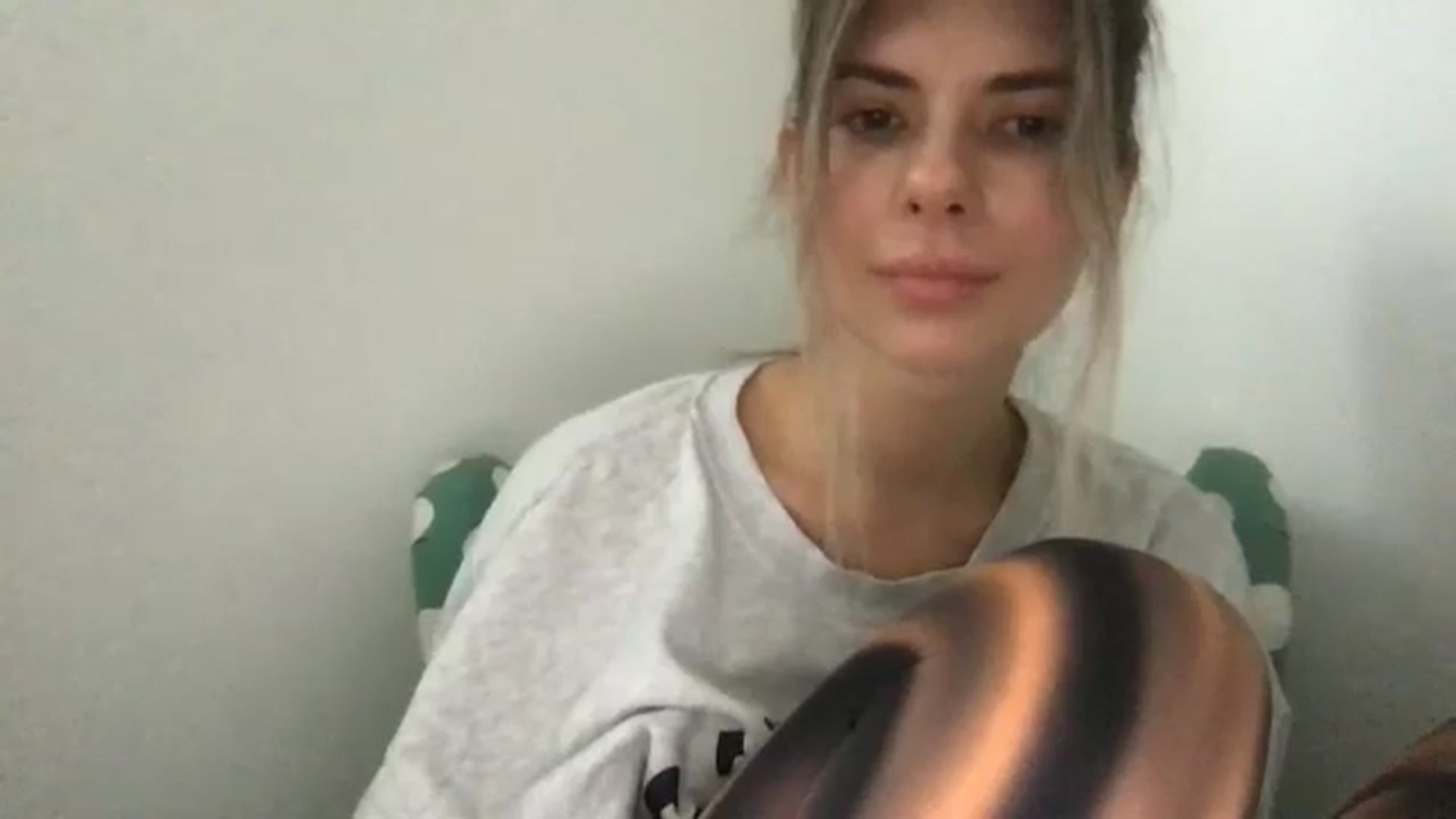 Gallery image thumbnail from neverinmylife's myfreecams stream on, 11/25/2024, 14:35 image 12 of 20