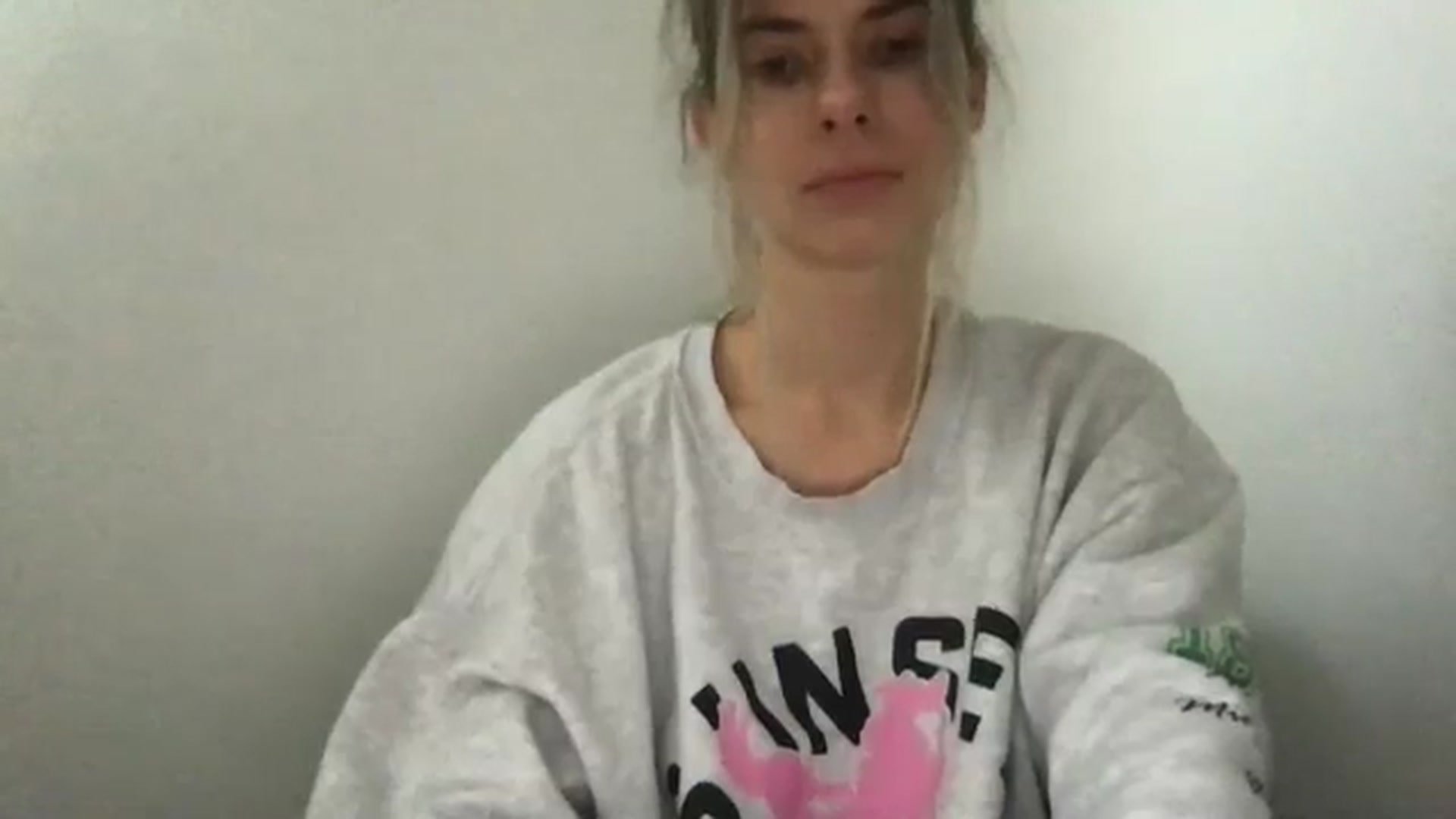 Gallery image thumbnail from neverinmylife's myfreecams stream on, 11/25/2024, 14:35 image 19 of 20