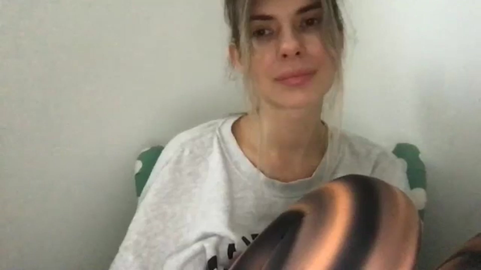 Gallery image thumbnail from neverinmylife's myfreecams stream on, 11/25/2024, 14:35 image 14 of 20