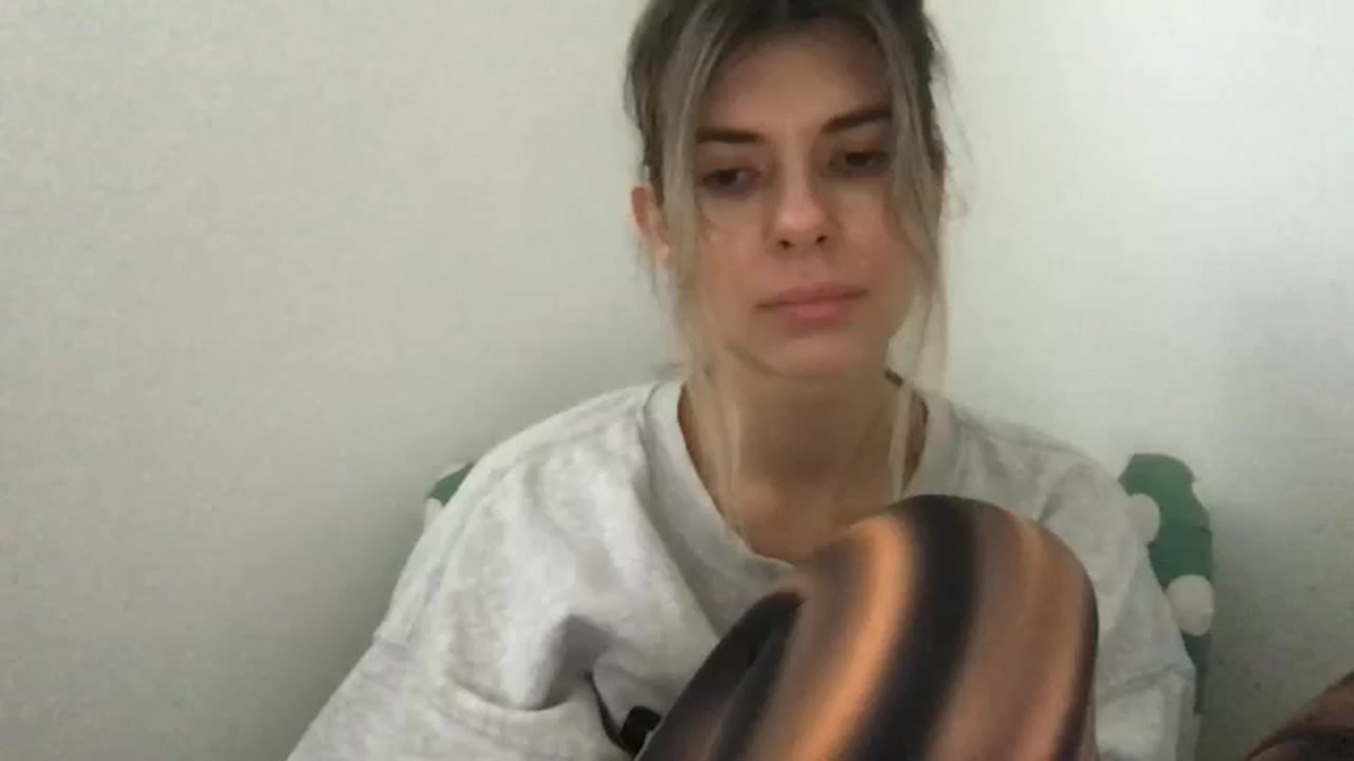 Gallery image thumbnail from neverinmylife's myfreecams stream on, 11/25/2024, 14:35 image 7 of 20