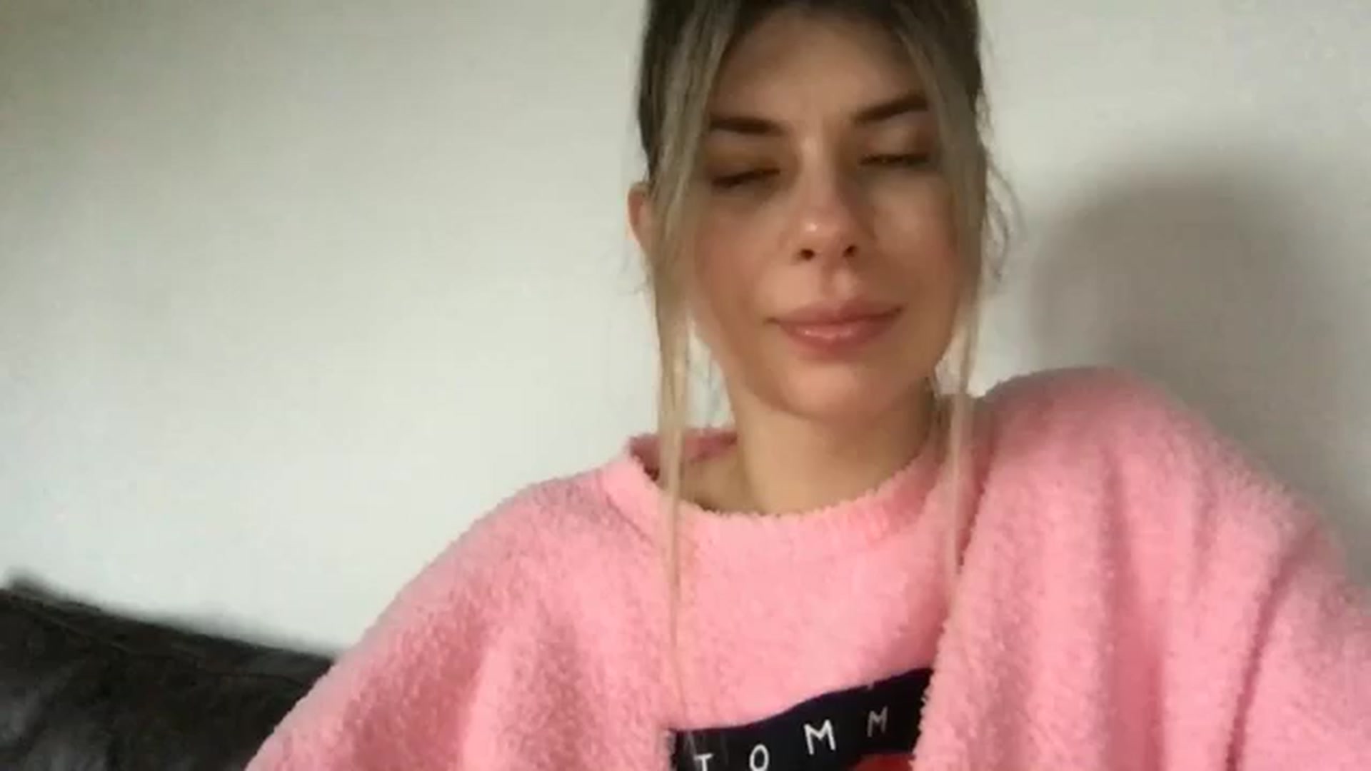 Gallery image thumbnail from neverinmylife's myfreecams stream on, 12/03/2024, 13:15 image 16 of 20